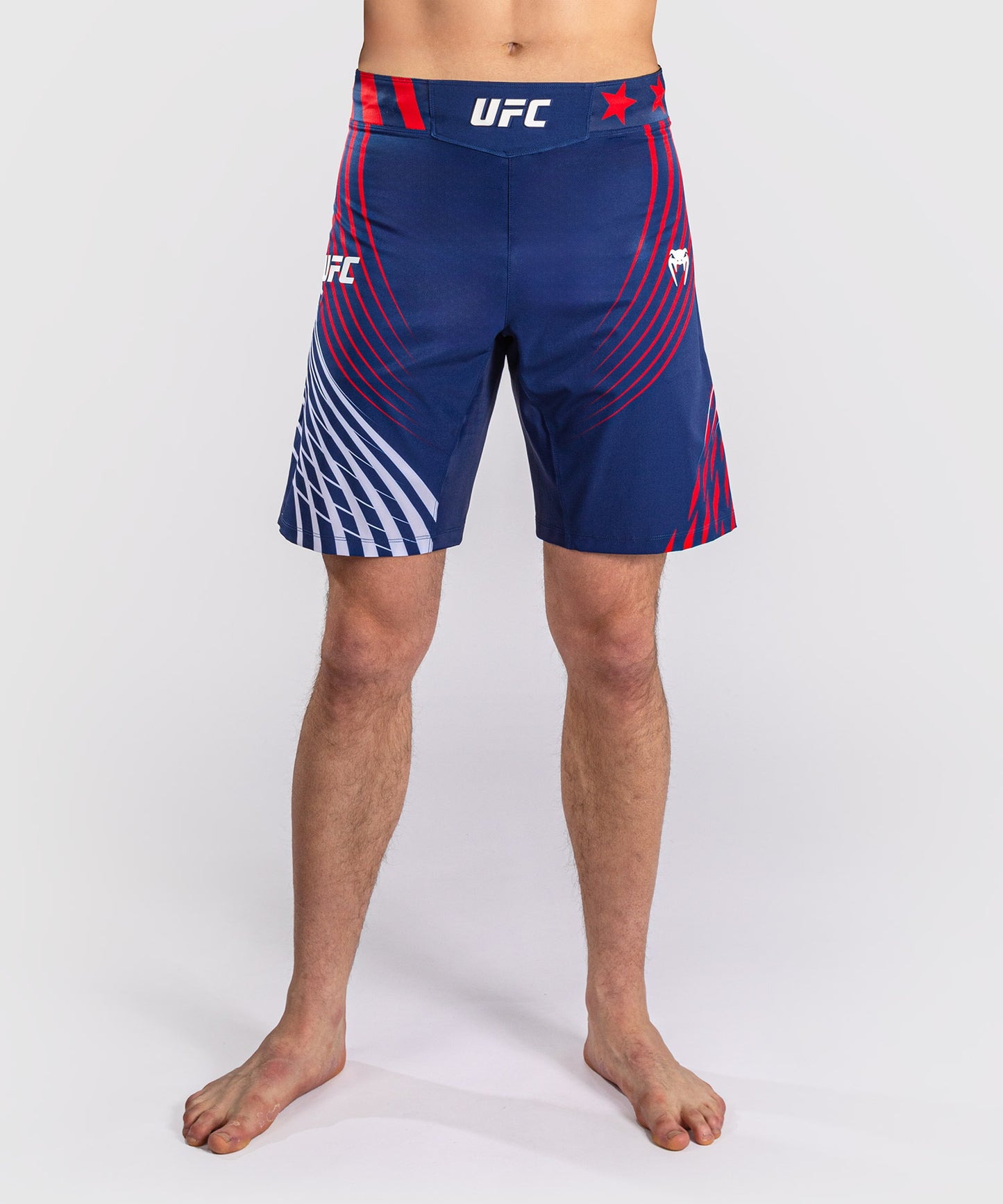 Official UFC Freedom 250 by Venum Authentic Fight Night Fight Shorts im Long Fit für Herren - Blau
