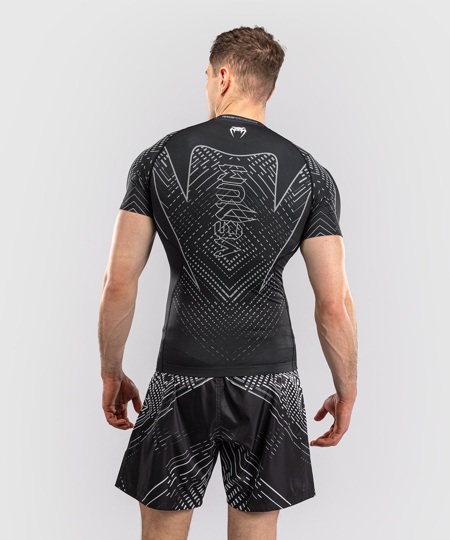 Rashguard à Manches Courtes Venum Midnight Fury – Noir/Gris/Argent