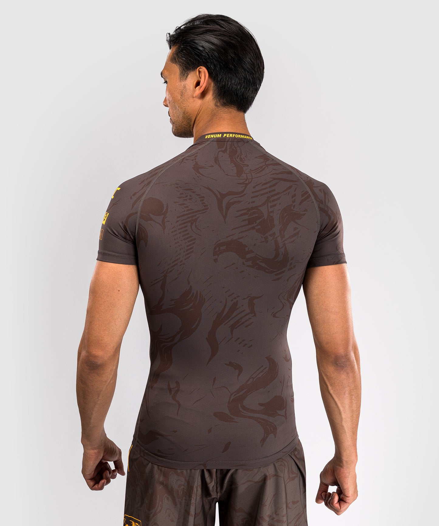 Rashguard Performance à Manches Courtes pour Hommes UFC Fusion by Venum Fight Week - Marron Terrestre