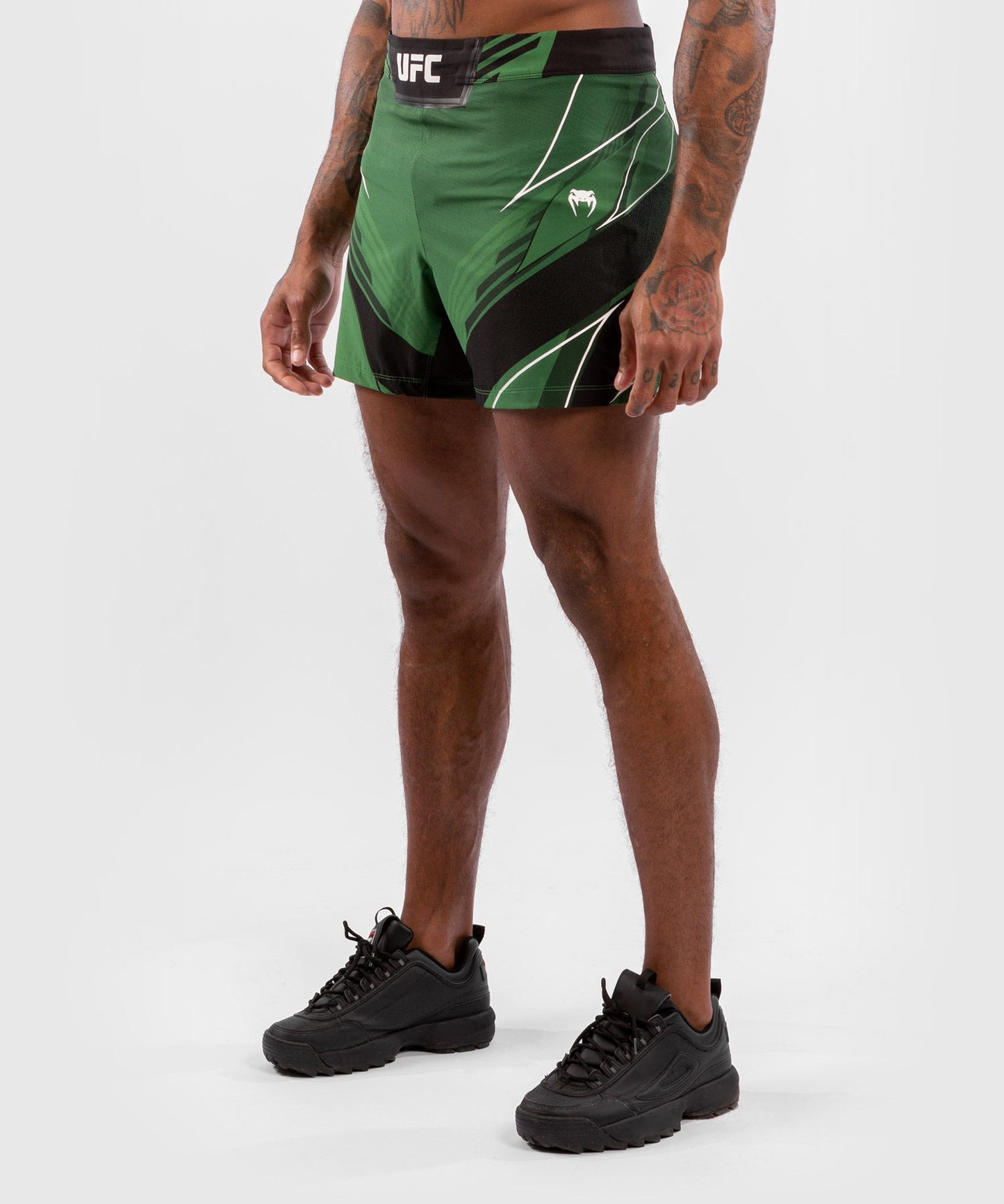 UFC Herren Fightshorts Venum Authentic Fight Night - Kurz geschnitten - Grün