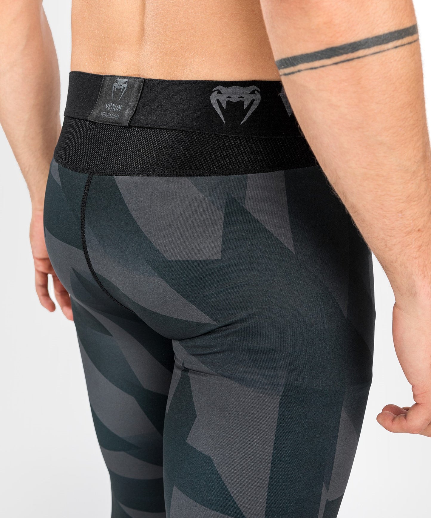 Pantalones de Compresión Venum Razor - Negro/Dorado