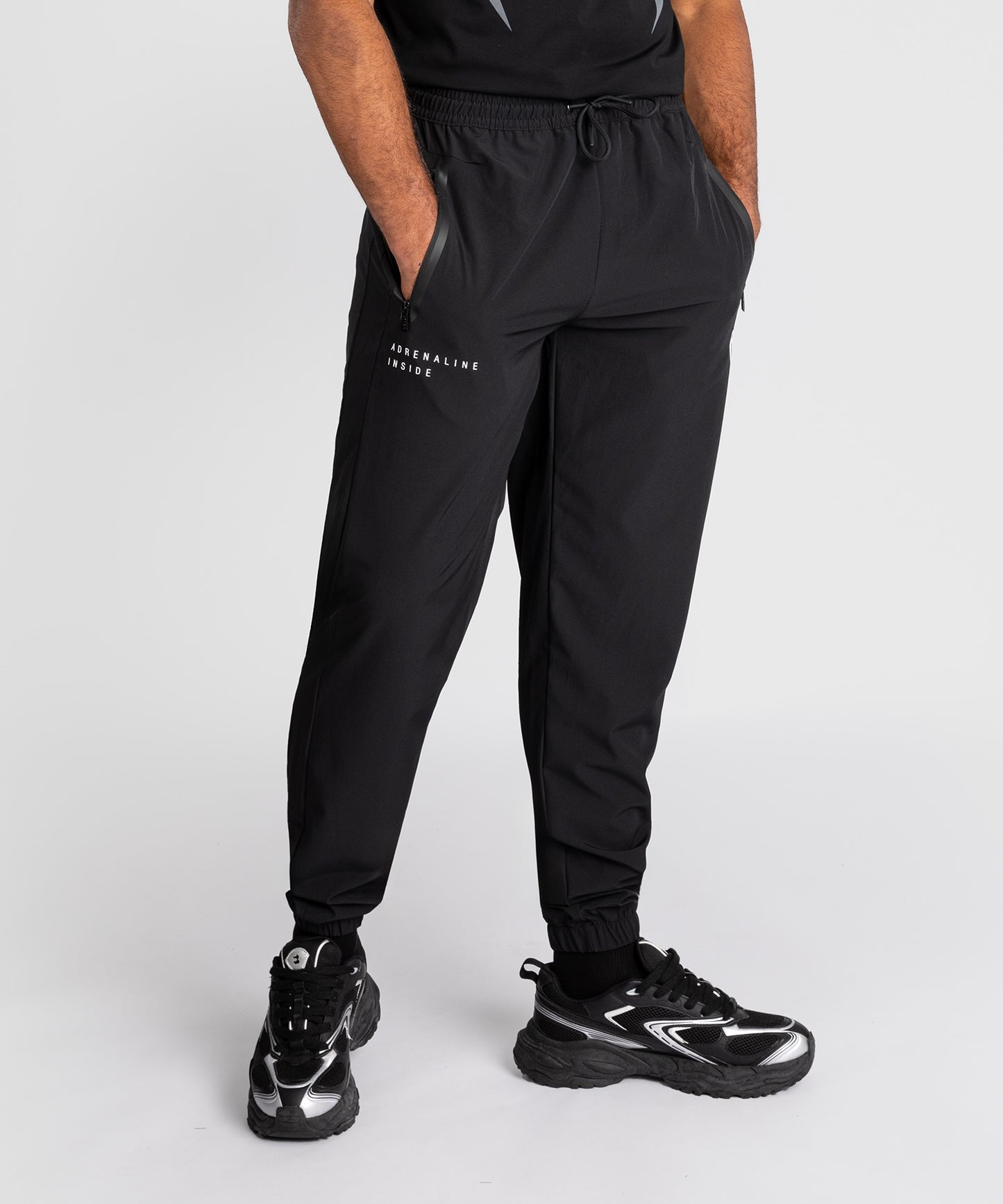 Pantalon de Survêtement Venum Adrenaline – Noir/Gris Argenté