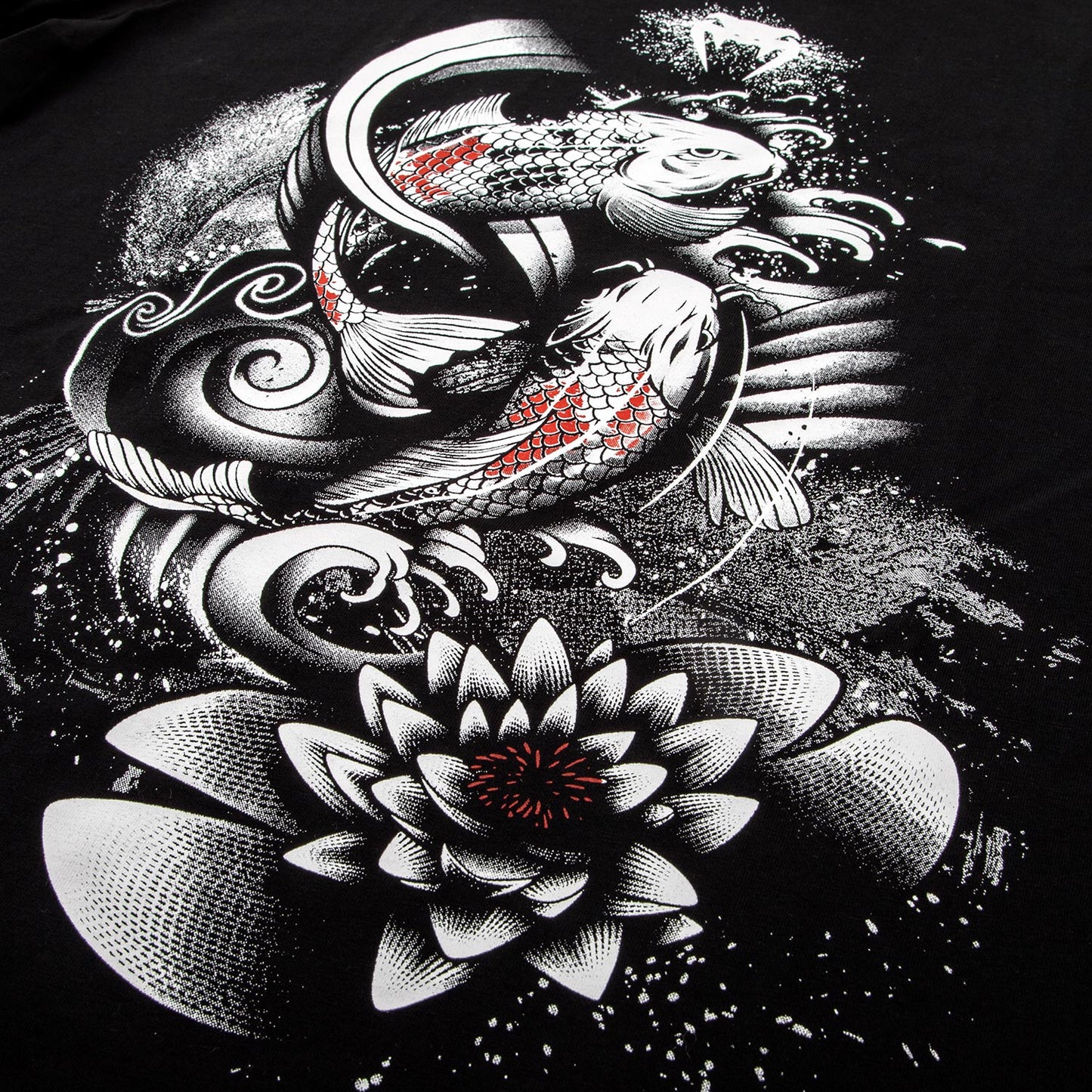 Camiseta Venum Koi 2.0 - Negro/Blanco