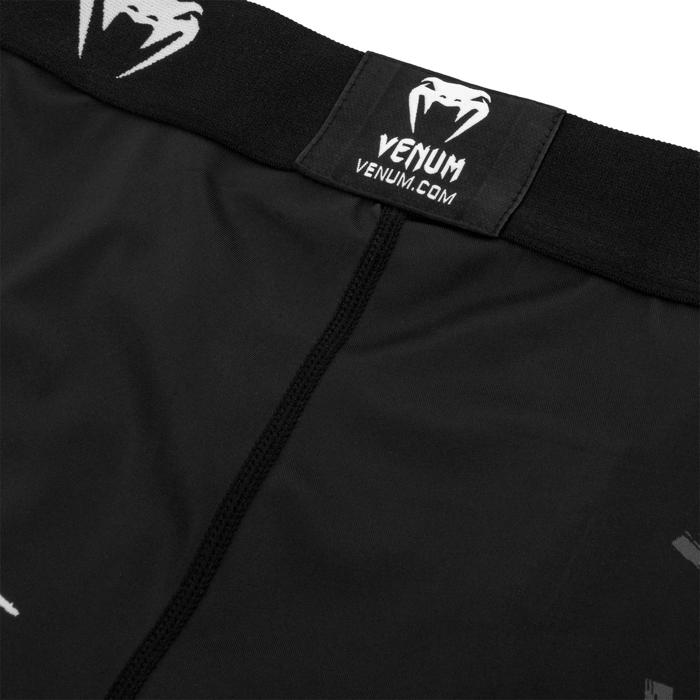 Short de compression court Venum Underground King - Noir/Sable