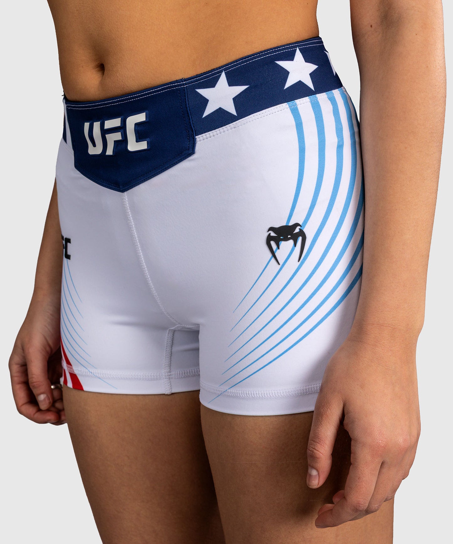 Official UFC Freedom 250 by Venum Authentic Pantaloncini Vale Tudo taglio corto da donna - Bianco
