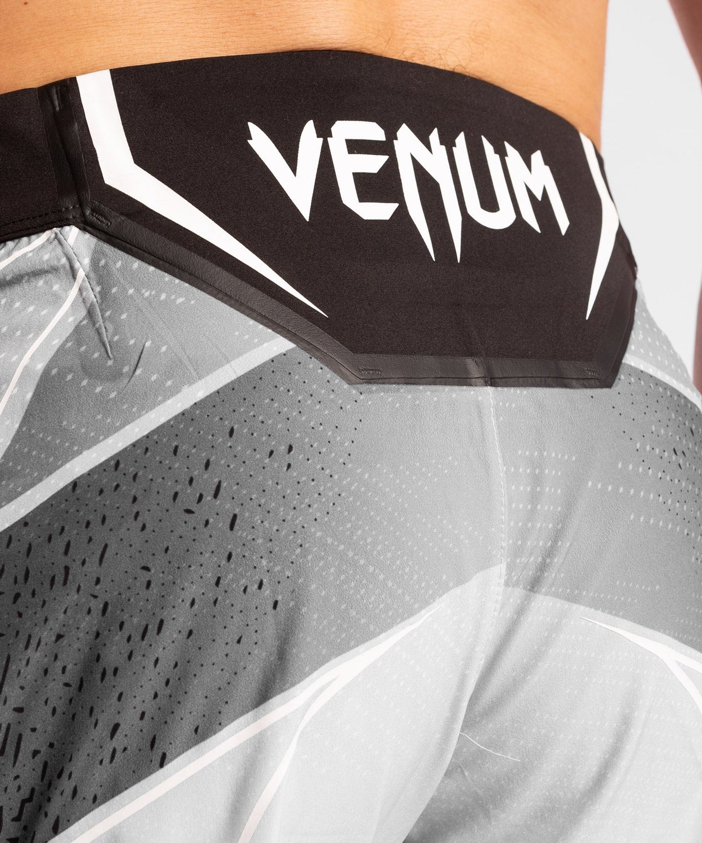 Men's UFC Fightshort Venum Authentic Fight Night - Long Cut - White