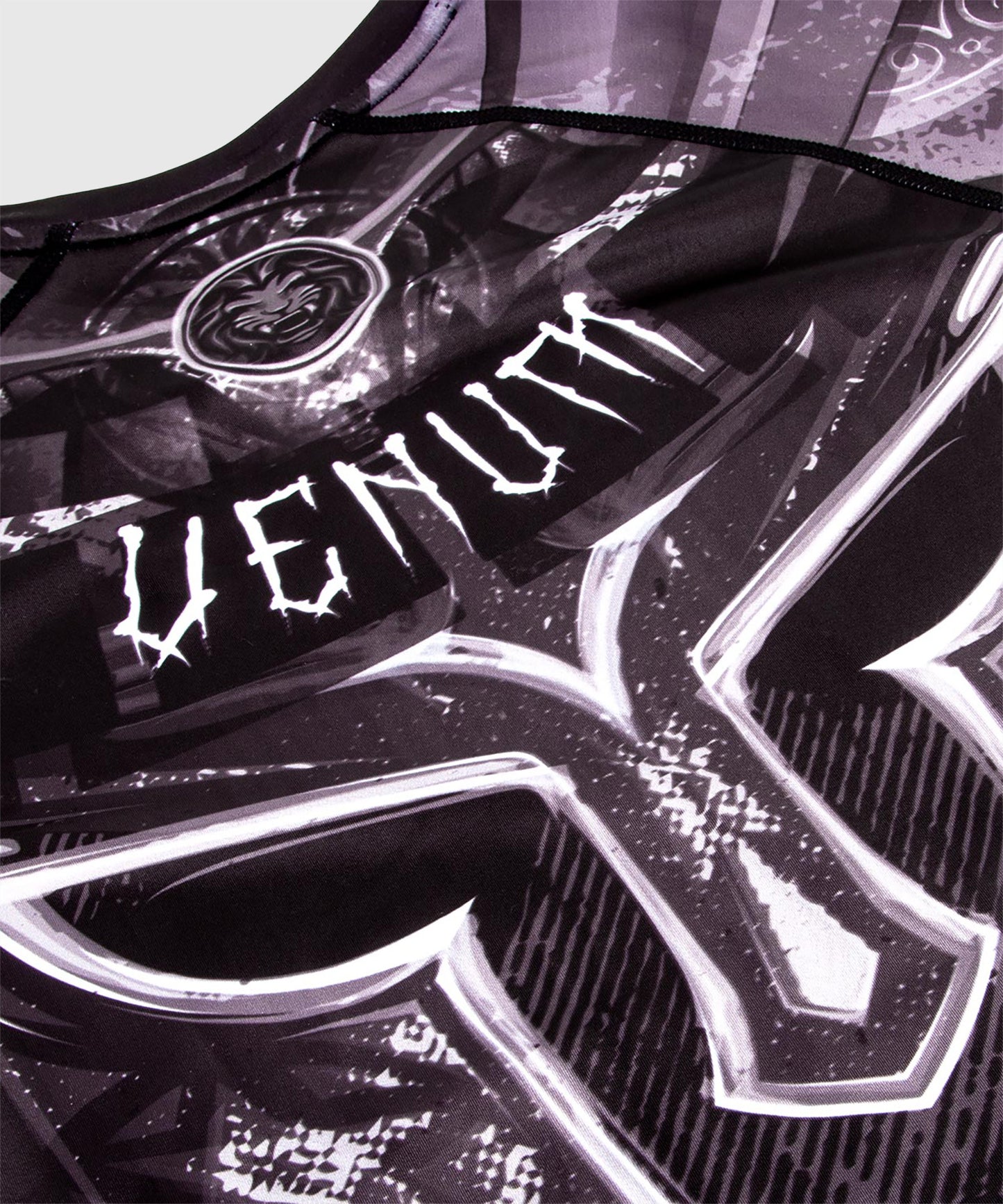 Rashguard Venum Gladiator 3.0 - MANGAS CORTAS