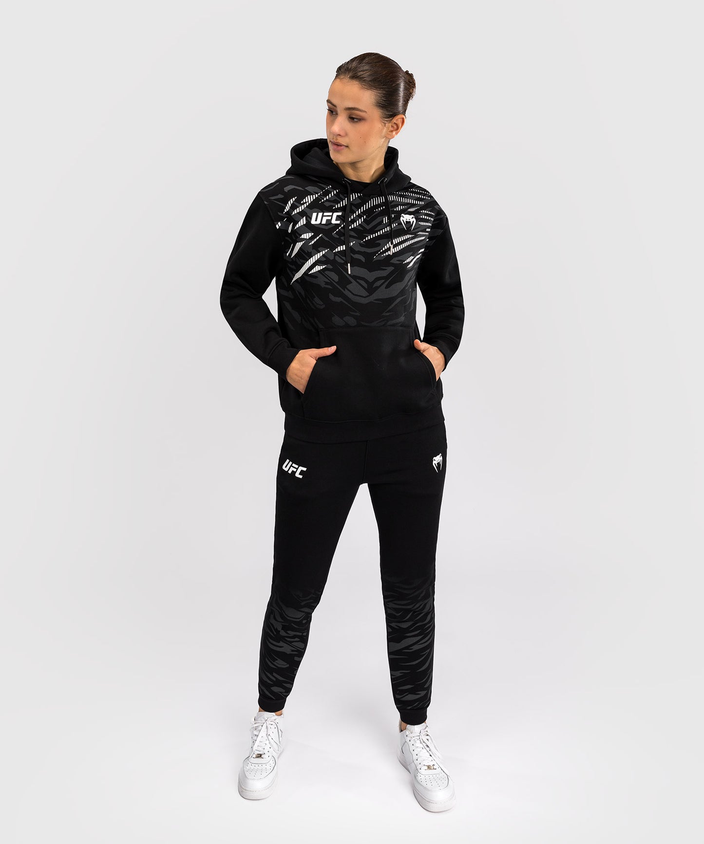 Sweatshirt à Capuche pour Femmes UFC Fusion by Venum Replica - Noir