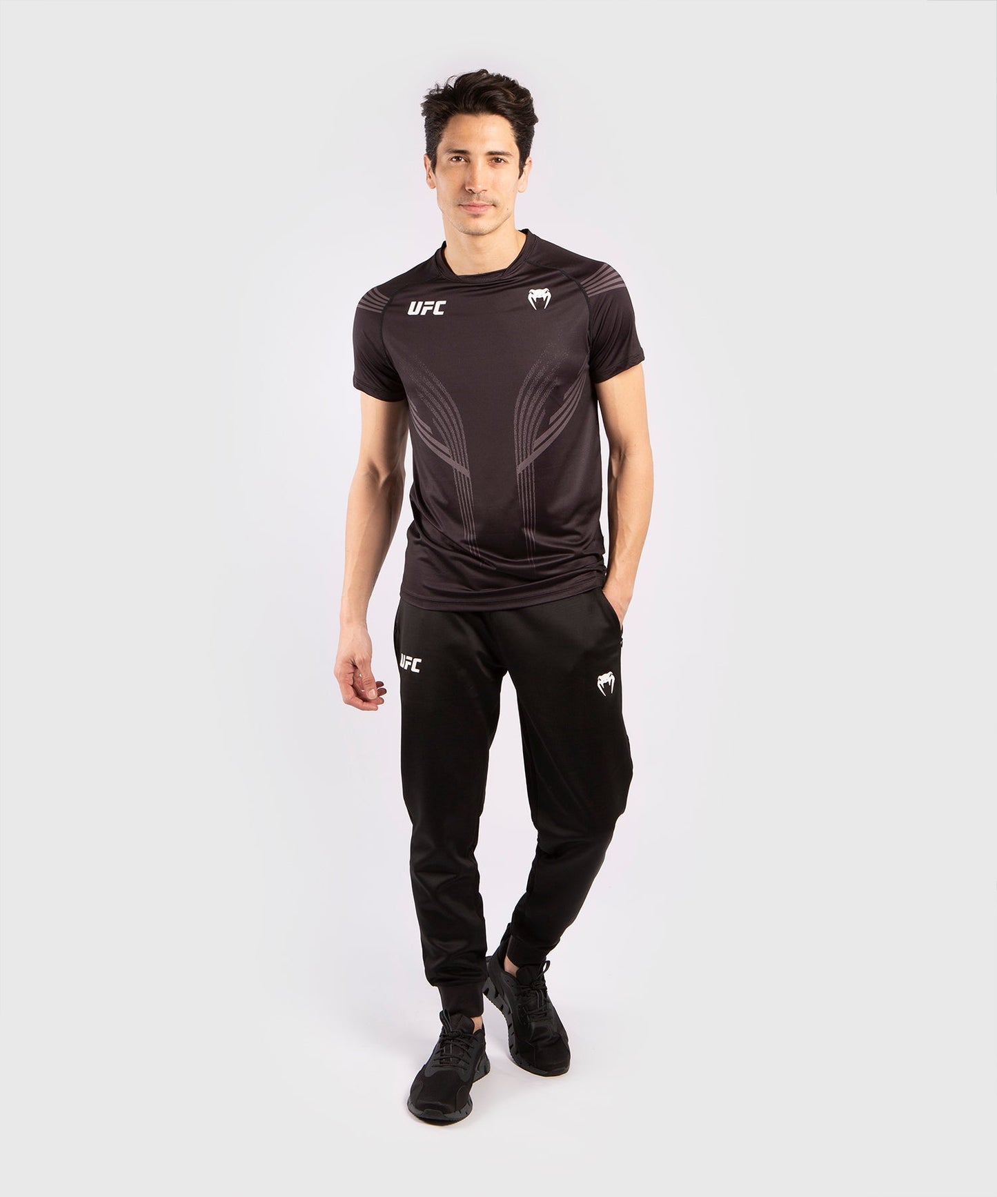 Venum Pro Line Männer UFC Technisches T-Shirt - Schwarz