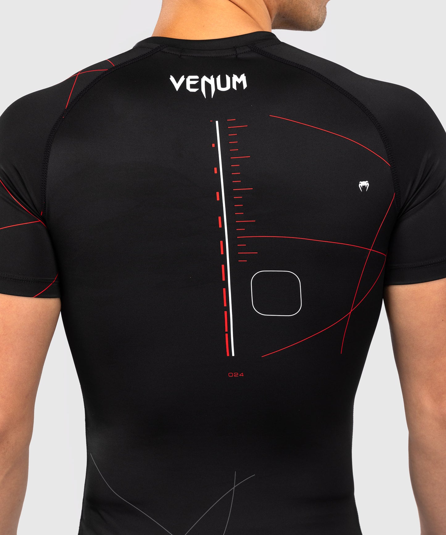Venum Tactical XT Kurzärmeliger Rashguard für Männer - Schwarz/Feuerrot