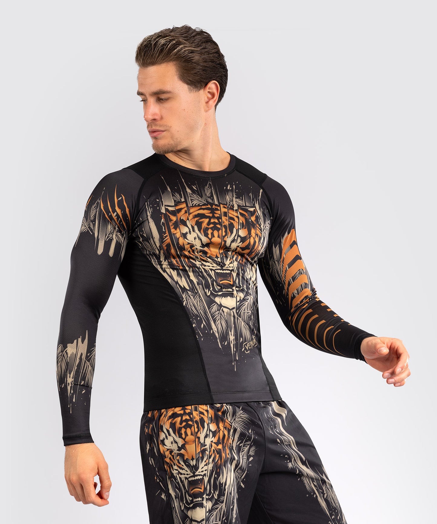 Rashguard à Manches Longues Venum Tiger pour Hommes - Noir/Orange Néon