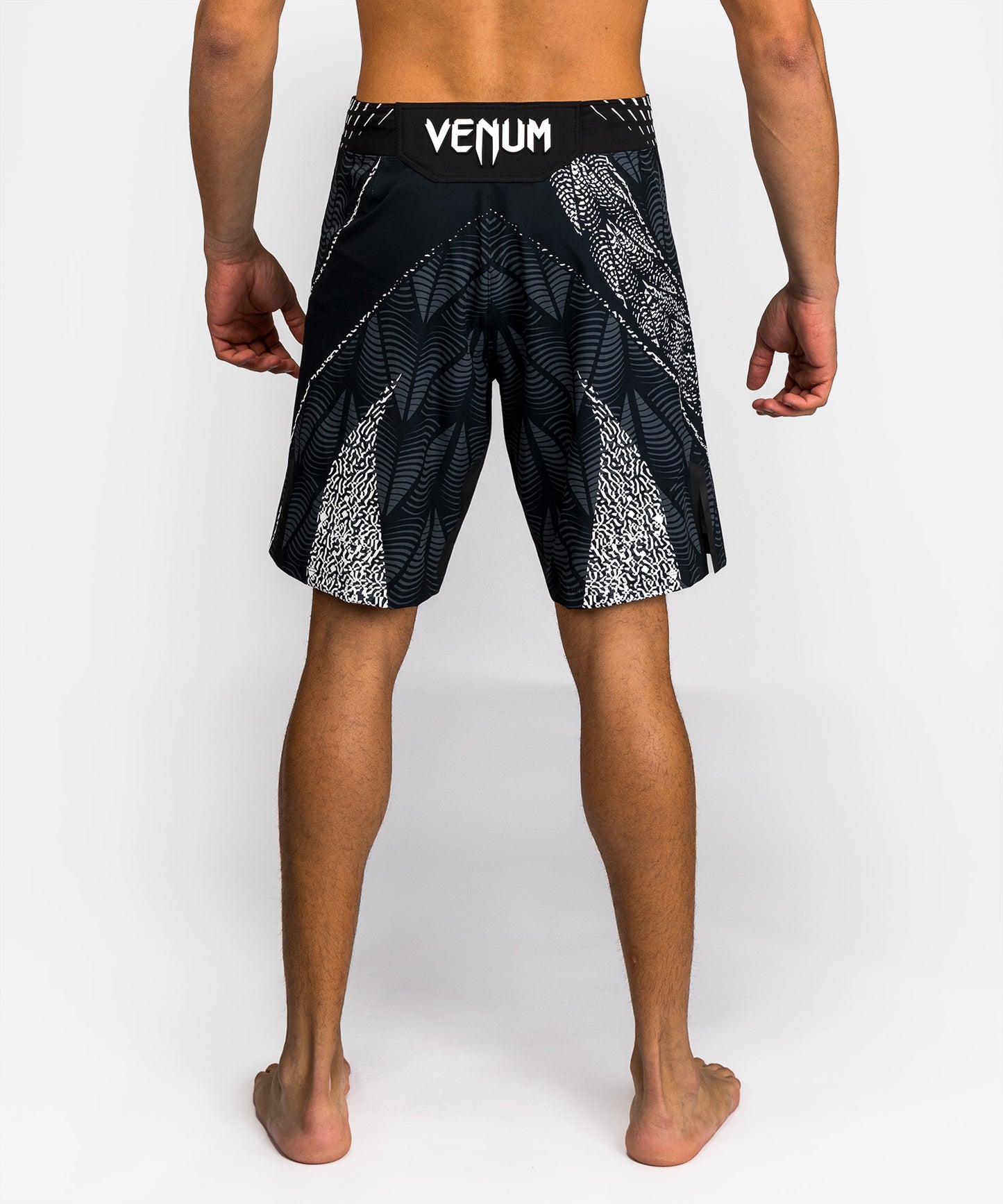 Short de combat coupe longue Homme UFC Zenith by Venum Authentic Fight Night - Noir