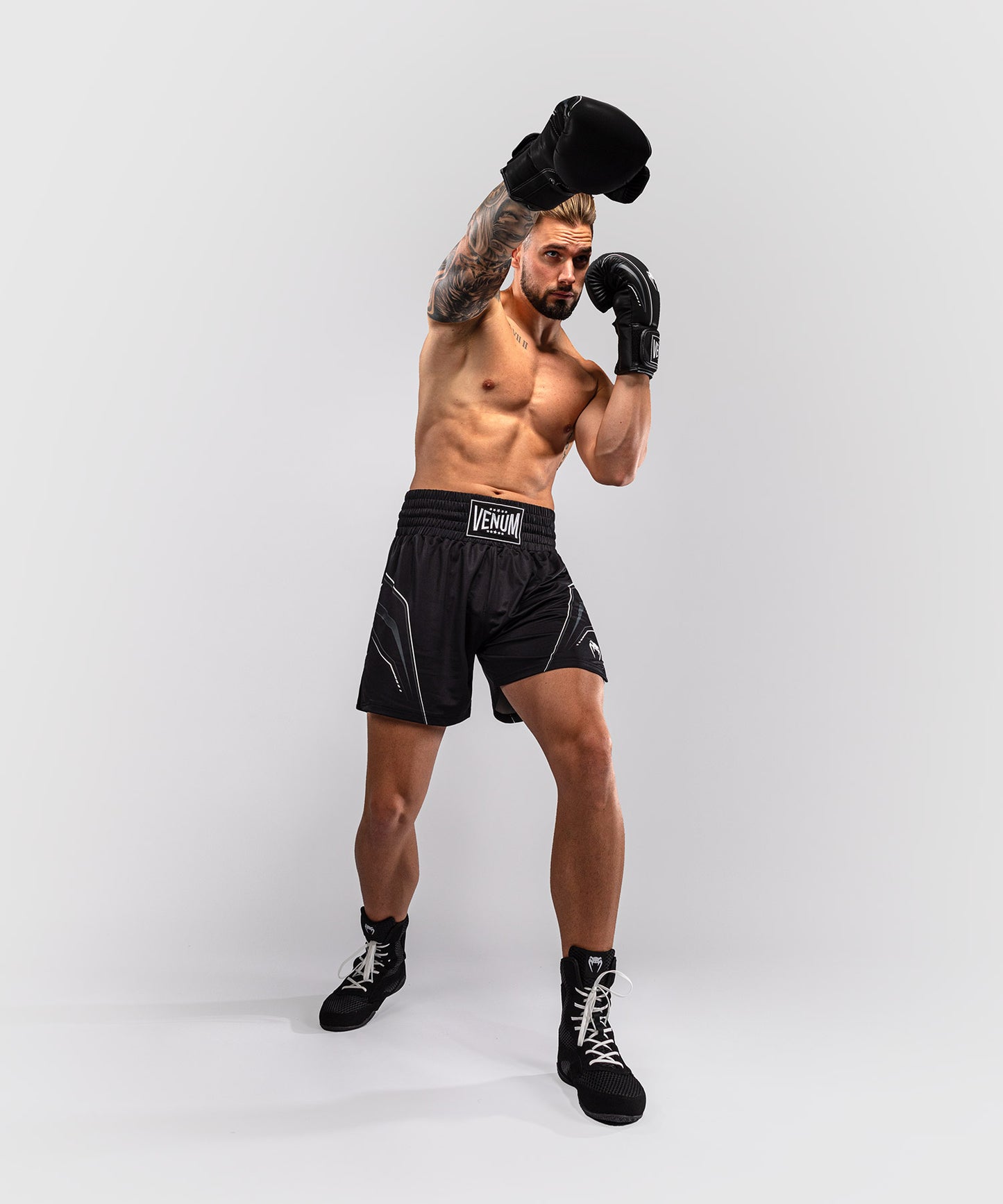 Venum Streamline Boxshorts – Schwarz/Weiß