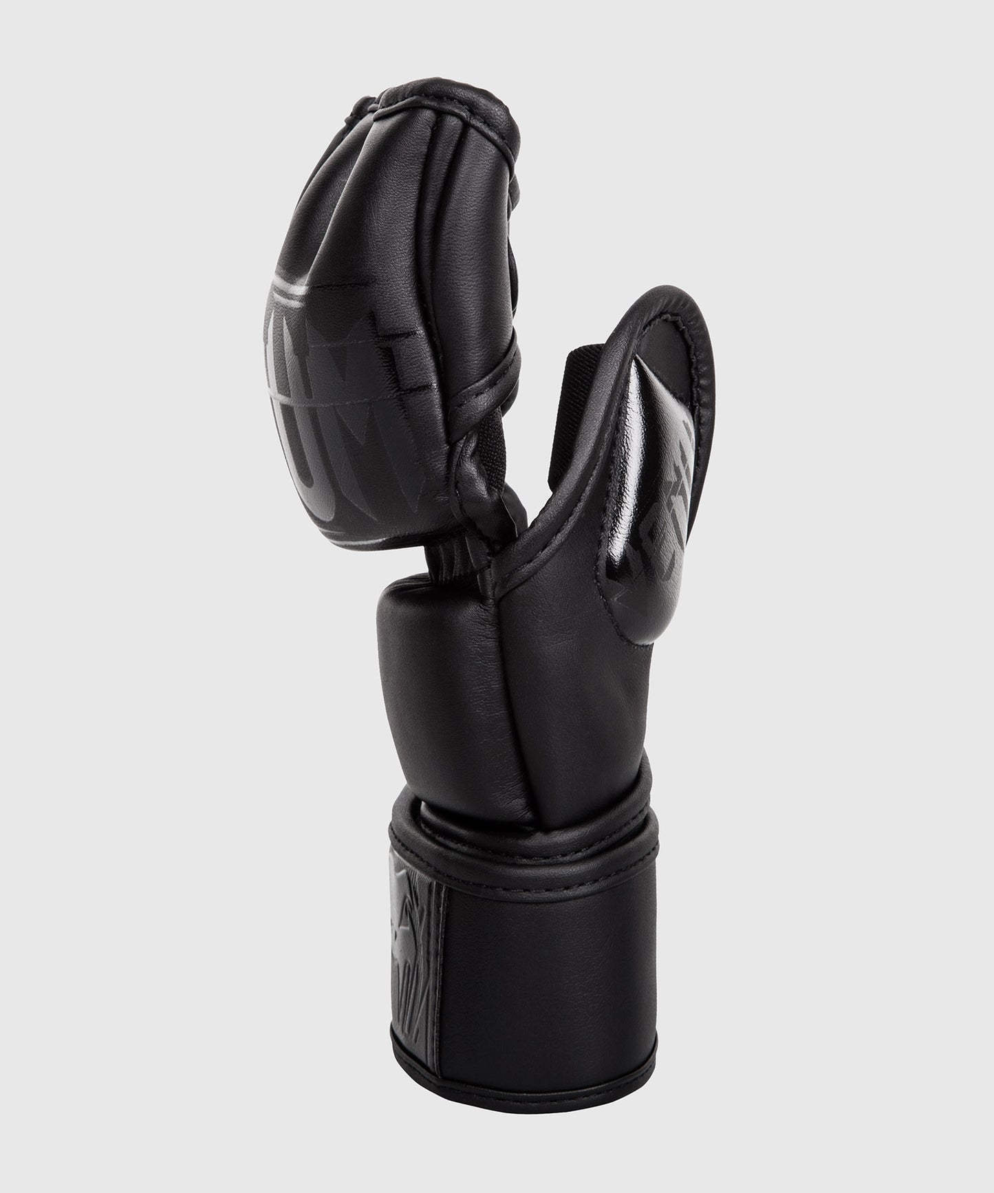 Venum Undisputed 2.0 MMA-Handschuhe - Schwarz/Schwarz