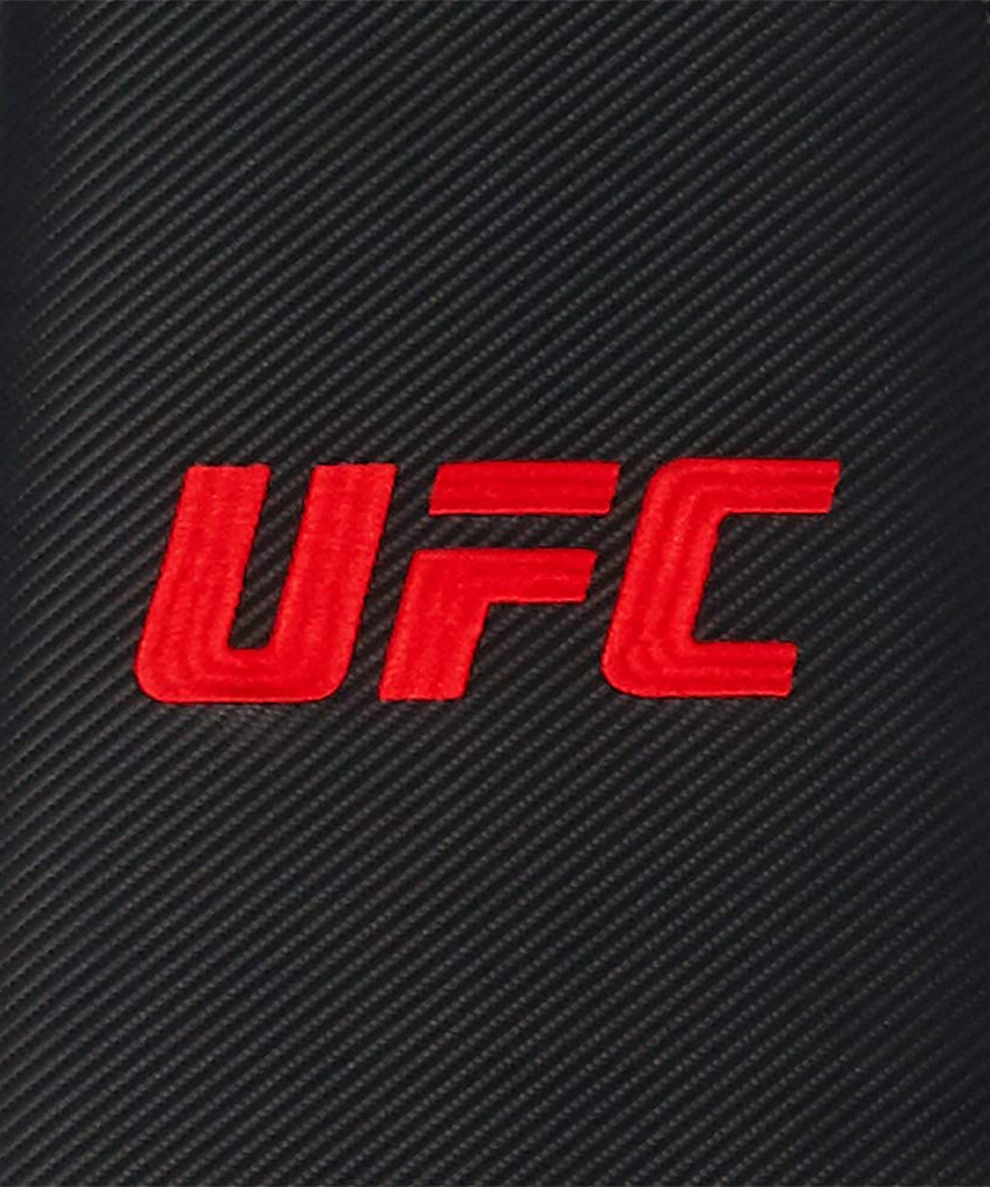 UFC Deluxe FID Banco de Musculación – Negro/Rojo