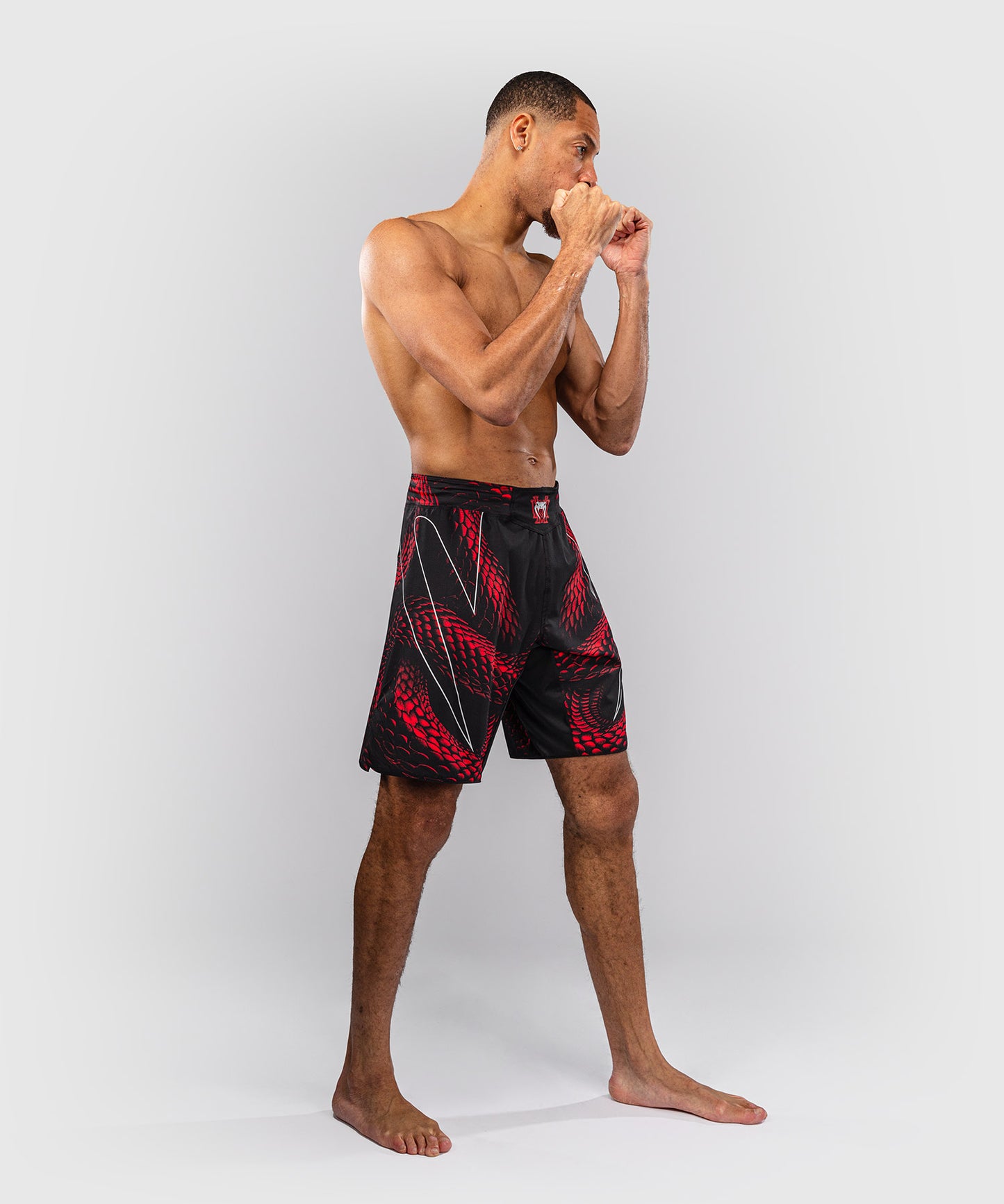 Venum Matupa Fightshorts - Schwarz/Rot/Silber