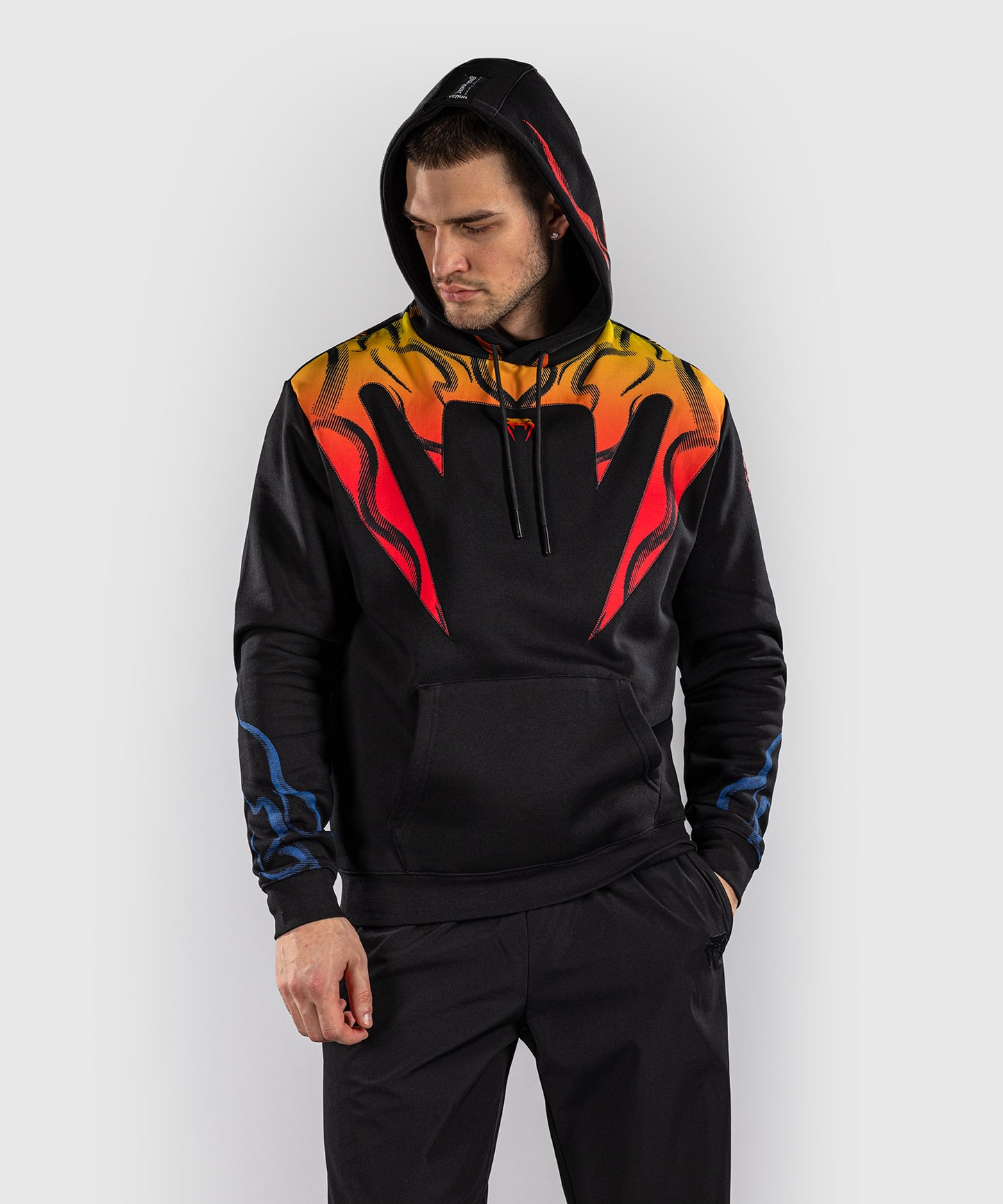 Venum x TEKKEN 8 Felpa con Cappuccio - Yoshimitsu - Nero/Arancione