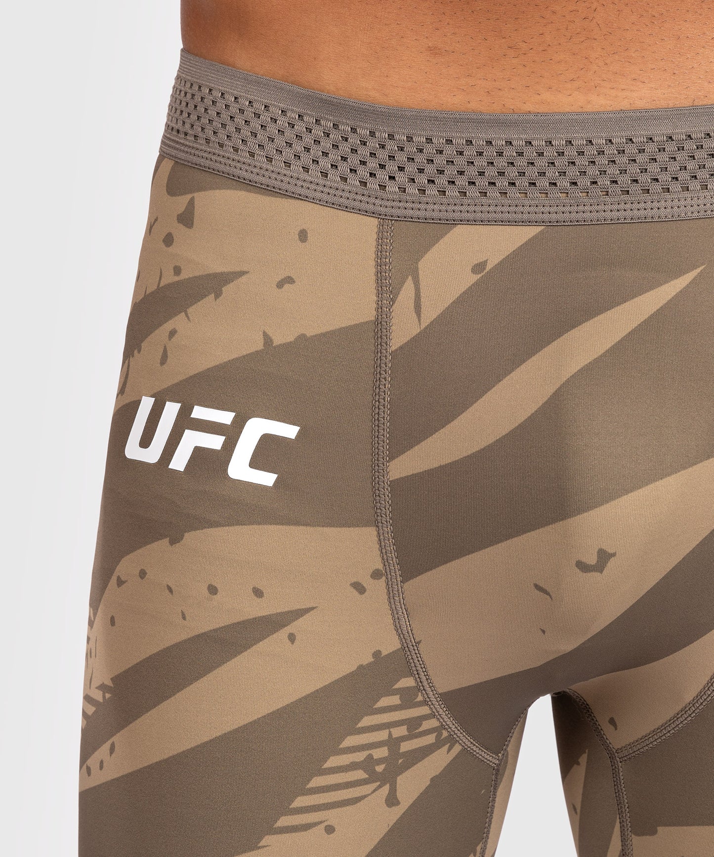 UFC Adrenaline by Venum Fight Week Vale Tudo Short da Uomo - Desert Camo