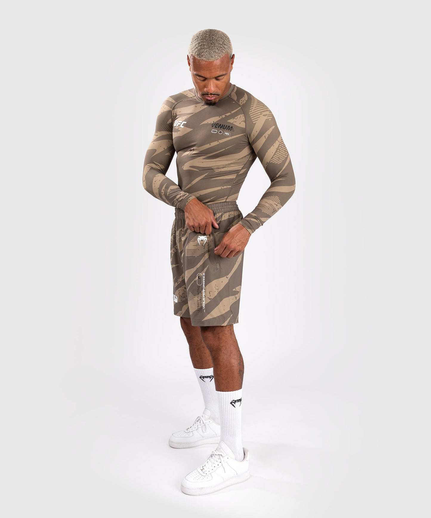 Short de Performance pour Hommes UFC Adrenaline by Venum Fight Week - Desert Camo
