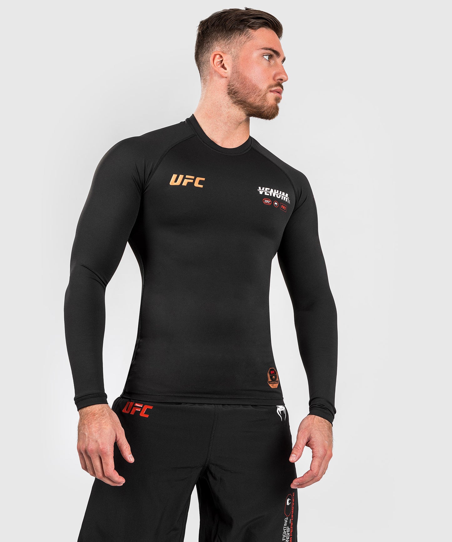 UFC Adrenaline by Venum Fight Week Herren Performance Langarm Rashguard - Schwarz