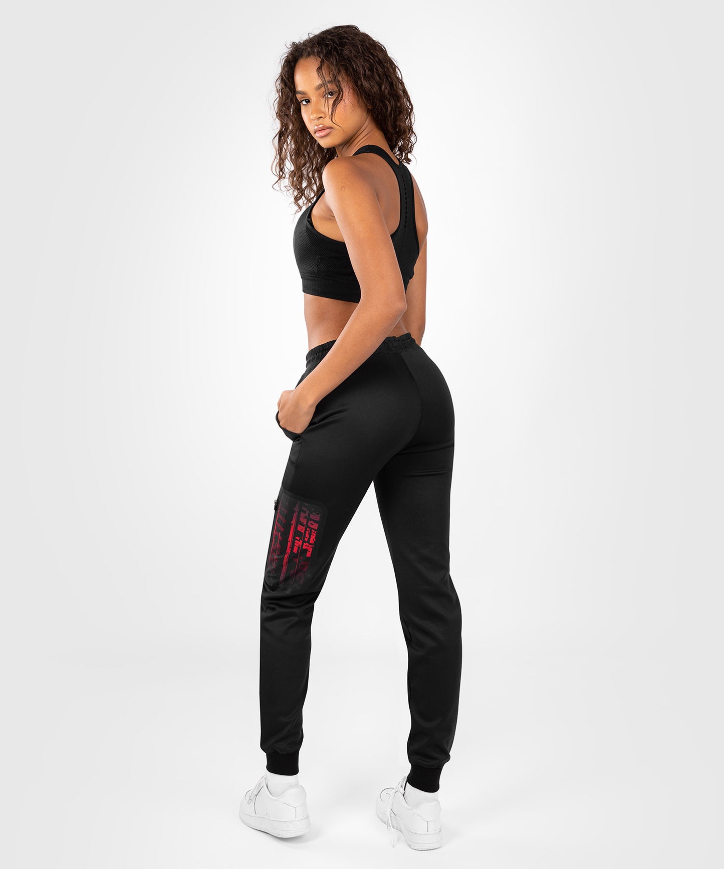 UFC Venum Performance Institute 2.0 Jogginghose für Frauen - Schwarz/Rot