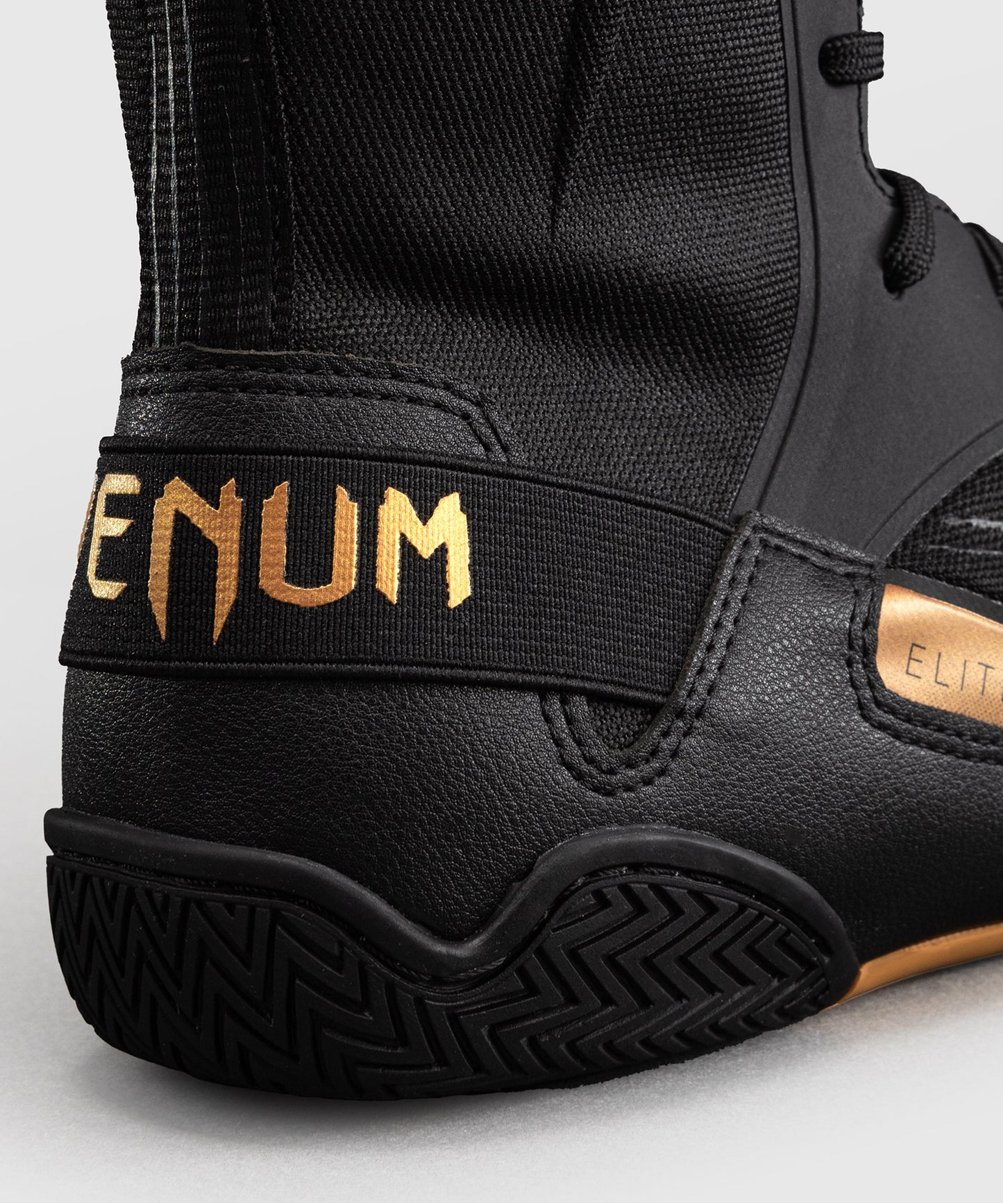 Venum Elite Neo Boxing Shoes - Black/Gold