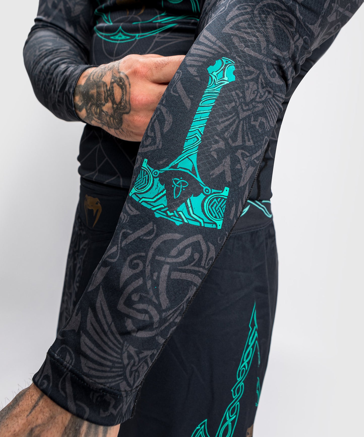 Venum Assassin's Creed Reloaded Rashguard - Lange Ärmel - Schwarz