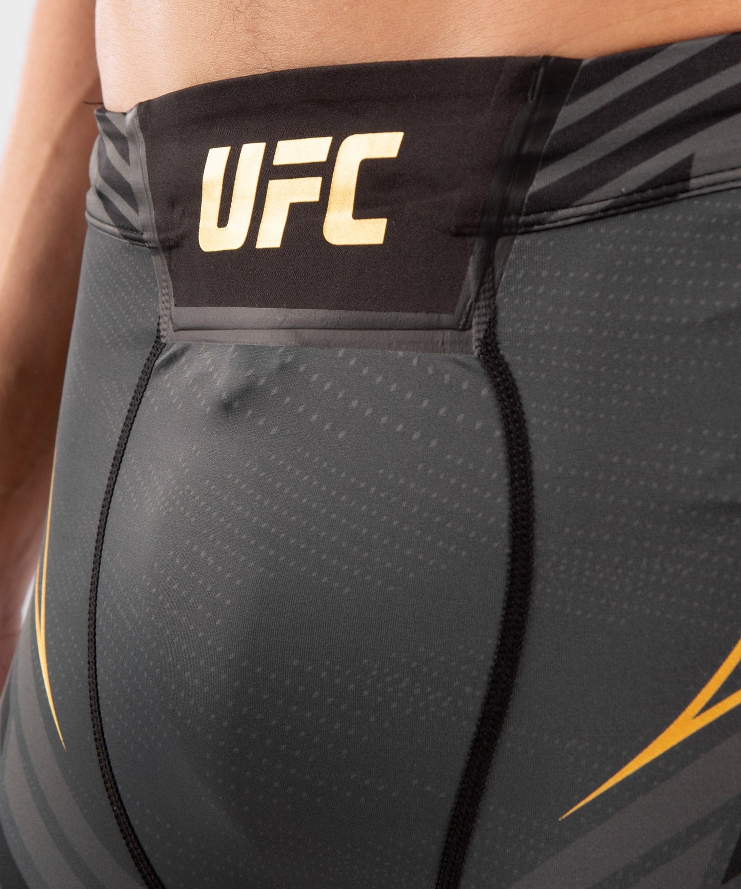 Men's UFC Venum Authentic Fight Night Compression Shorts - Short - Champion