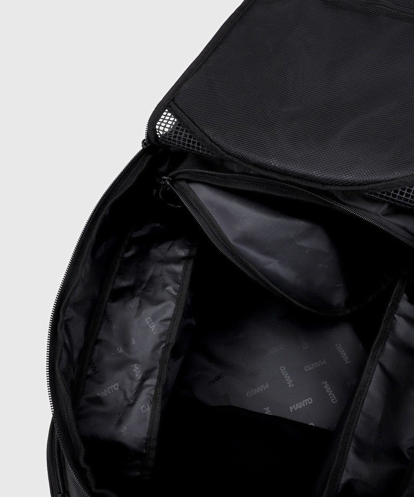 Manto One XL Convertible Backpack - Black