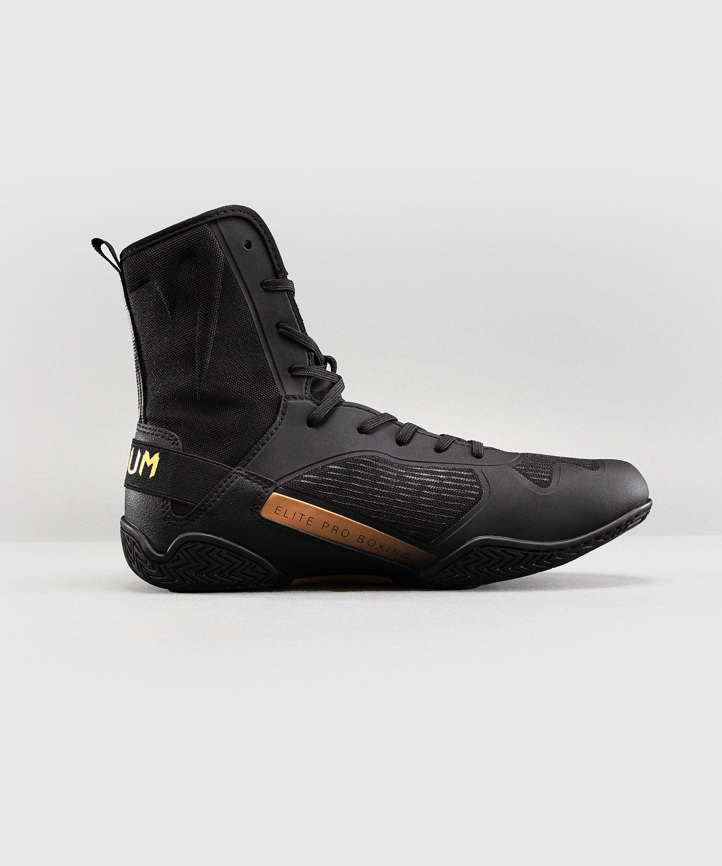 Venum Elite Neo Boxing Shoes - Black/Gold