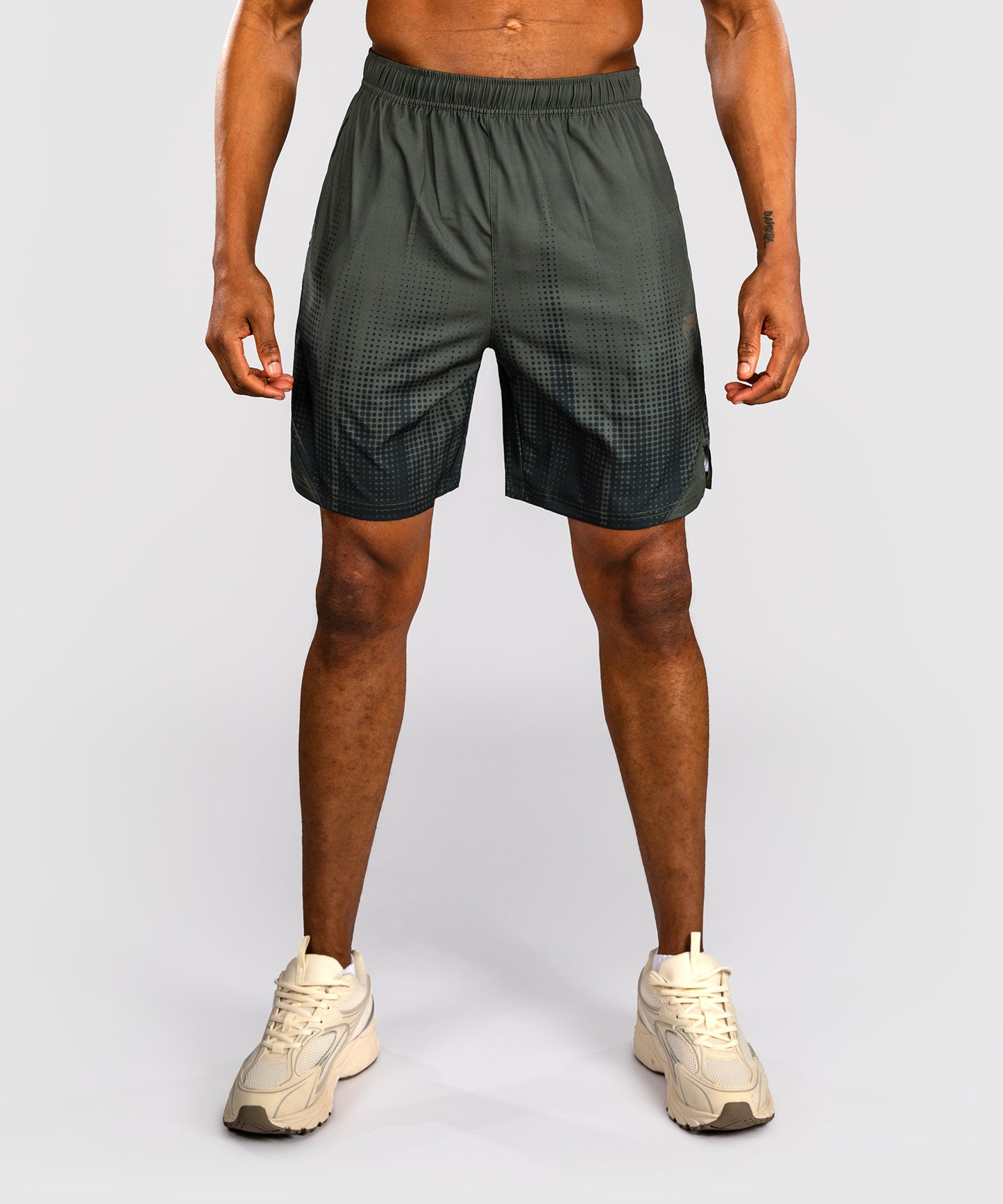 Venum Stealth Trainingshorts – Khaki/Dunkelgrün