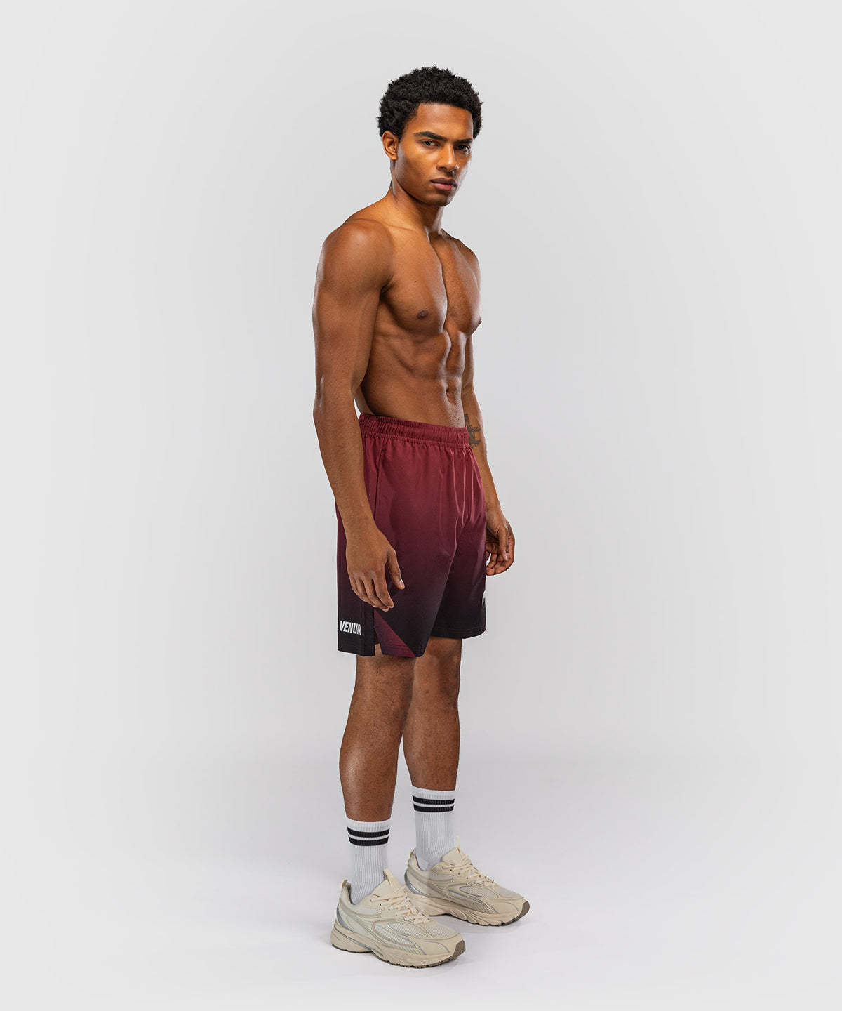Venum Giant Shift Trainingsshorts - Schwarz/Rot