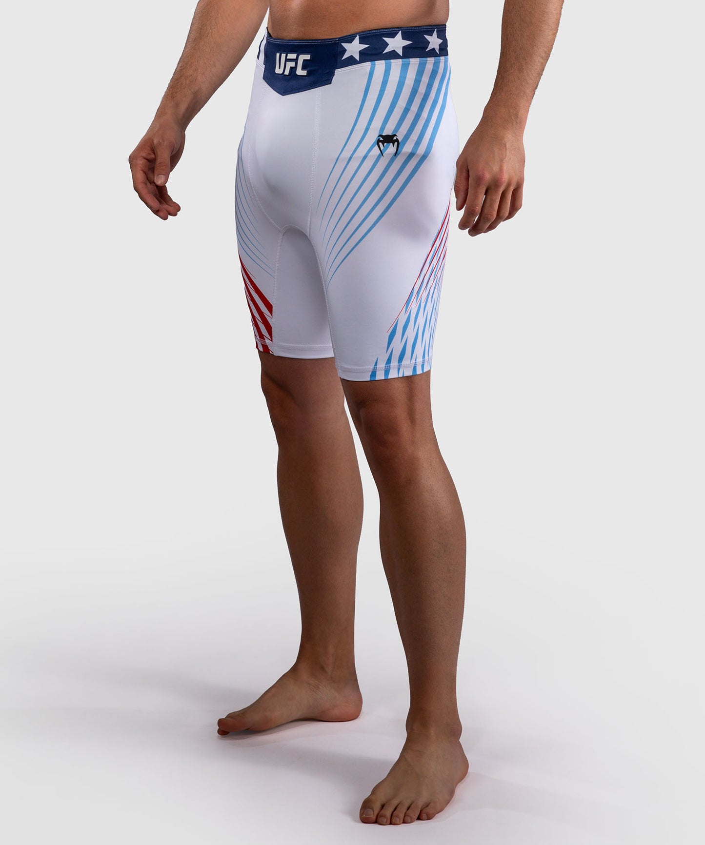 Official UFC Freedom 250 by Venum Authentic Fight Night Vale Tudo Shorts für Herren - Weiß