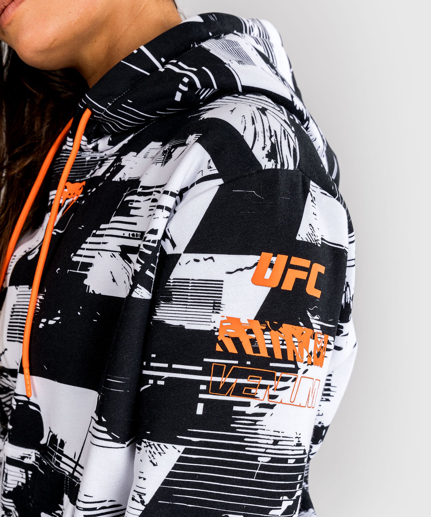 Sweat à capuche Femme UFC Zenith by Venum Authentic Fight Week - Blanc