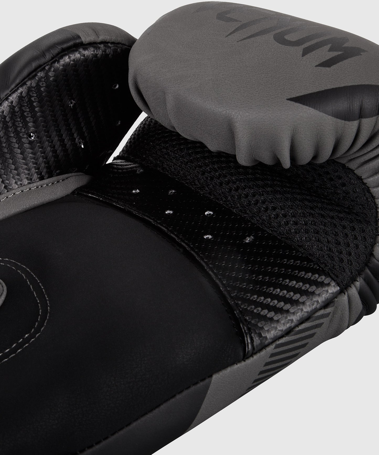 Guantes de Boxeo Venum Impact 