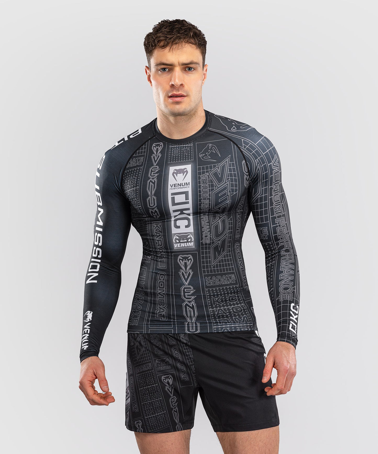 Karate Combat by Venum Rashguard a Maniche Lunghe – Nero/Grigio