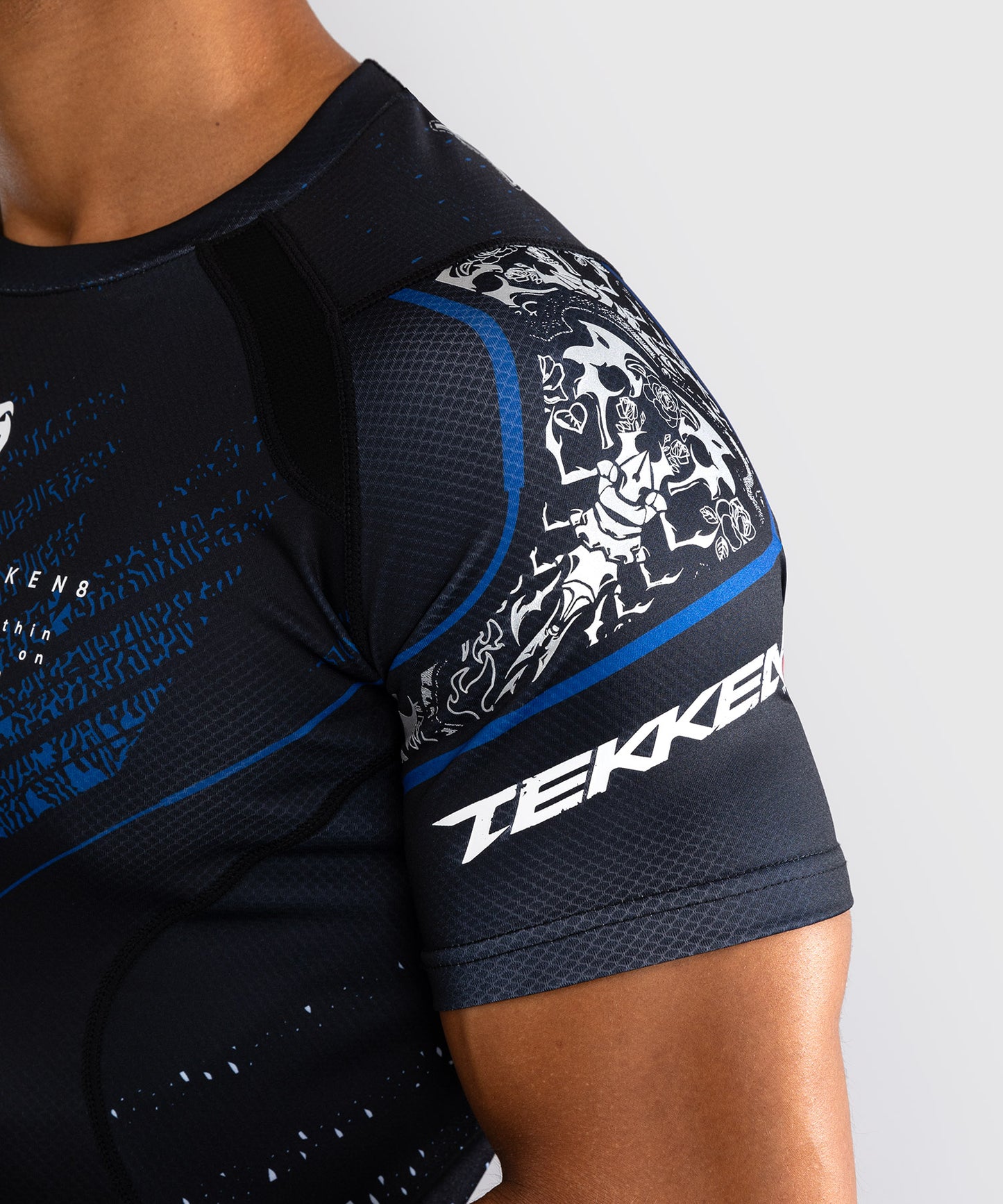 Venum x TEKKEN 8 - Paul Phoenix Rashguard - Schwarz/Blau