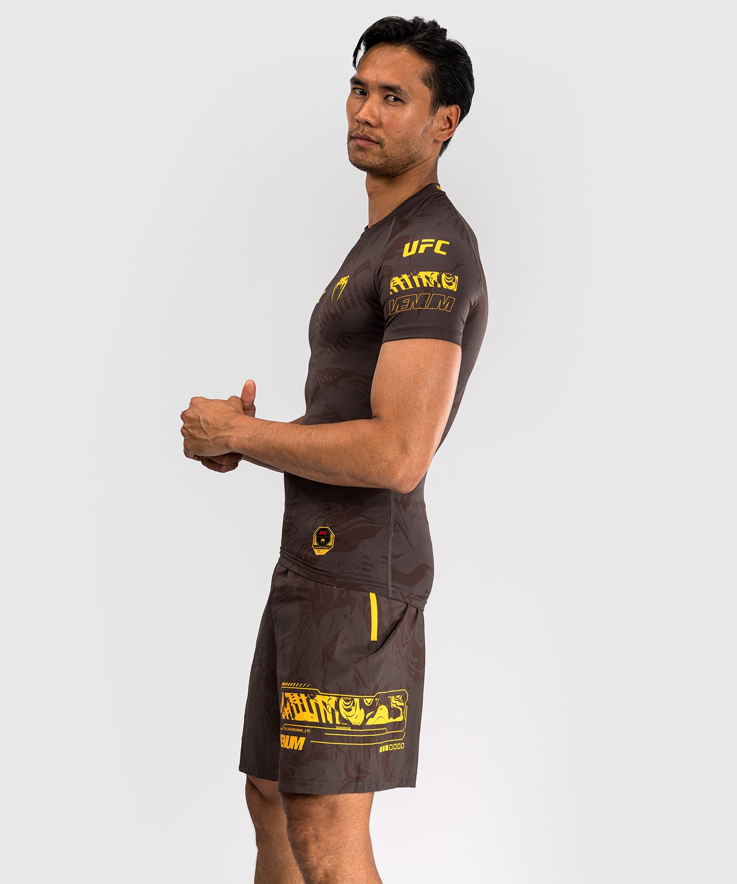 Rashguard Performance à Manches Courtes pour Hommes UFC Fusion by Venum Fight Week - Marron Terrestre