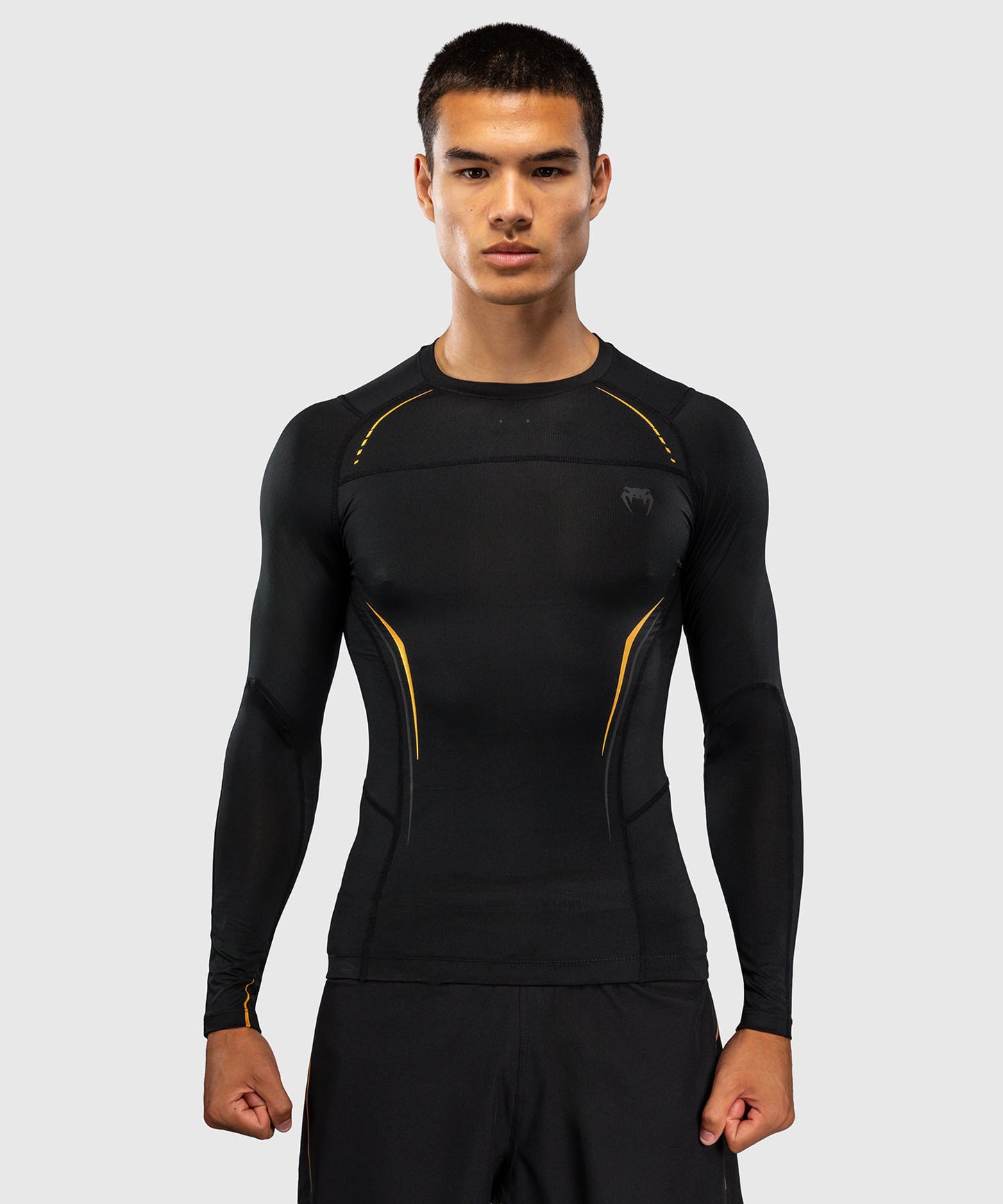 Venum G-Core Rashguard Manga Larga - Negro/Oro