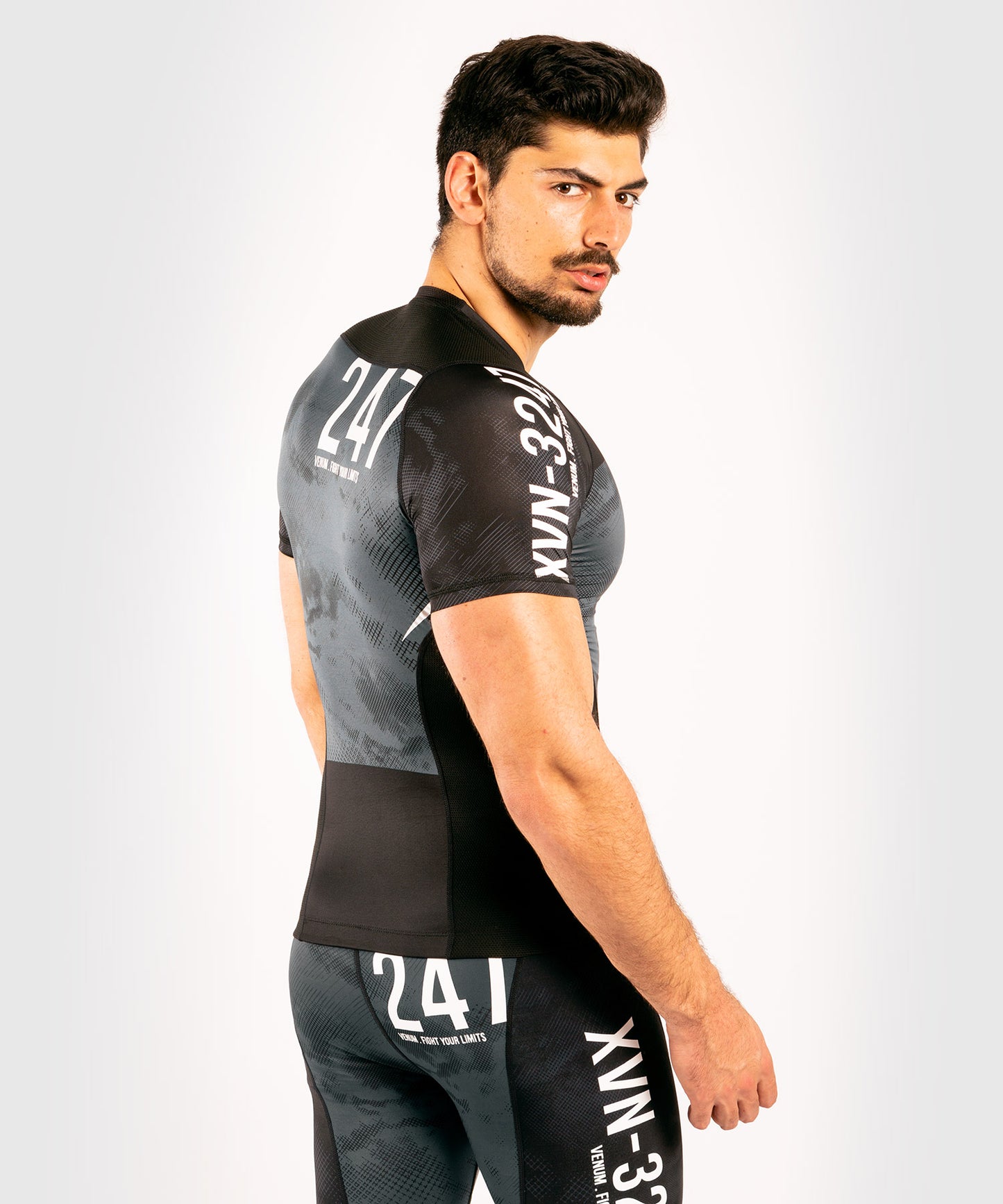 Rashguard Venum Sky247 - Manches Courtes