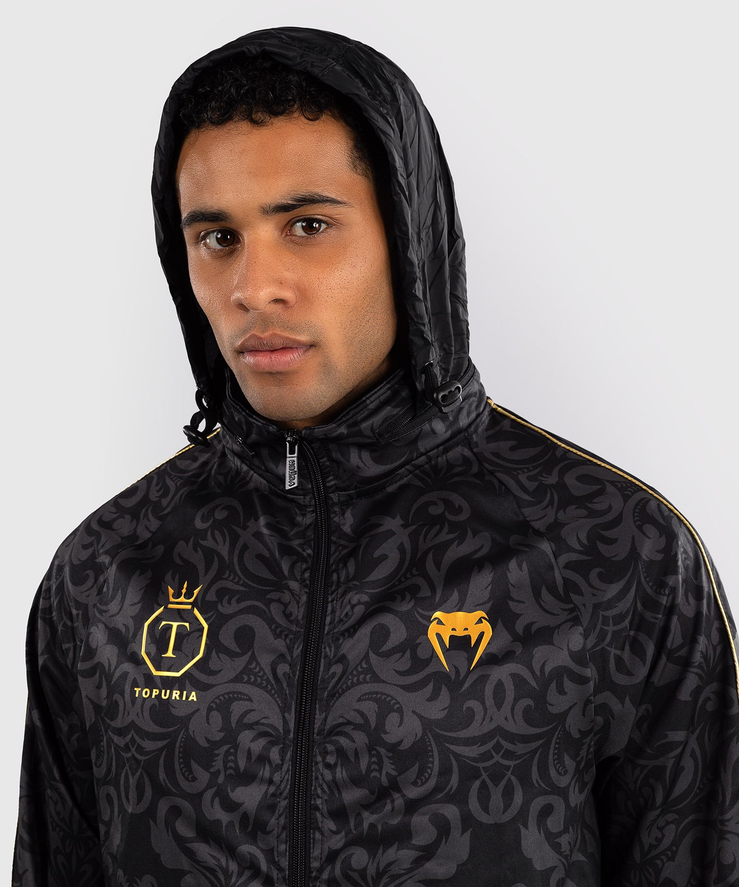 Venum x Topuria Unmatched Edition Track Jacket - Schwarz/Gold