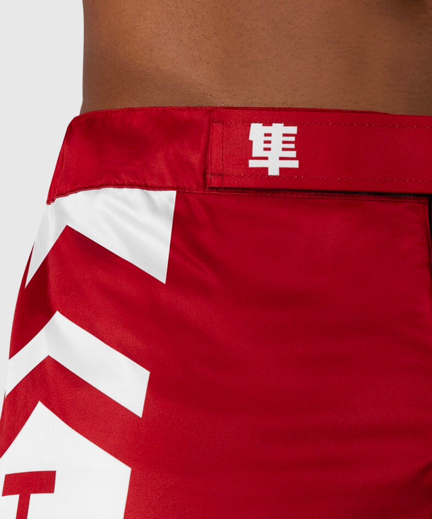 Hayabusa Icon Fightshorts - Rojo