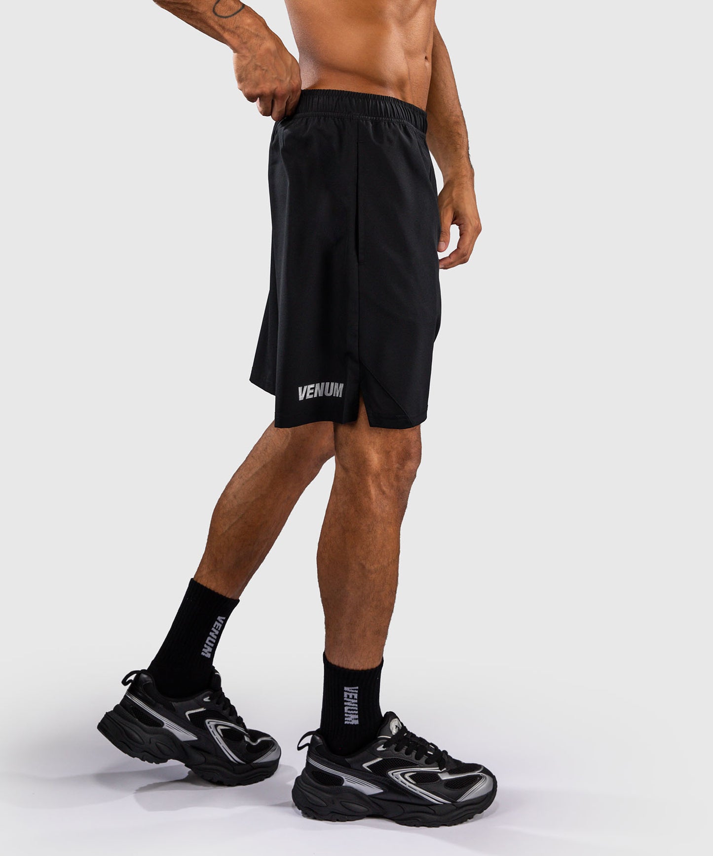Venum Contender Shorts de entrenamiento - Negro/Plateado