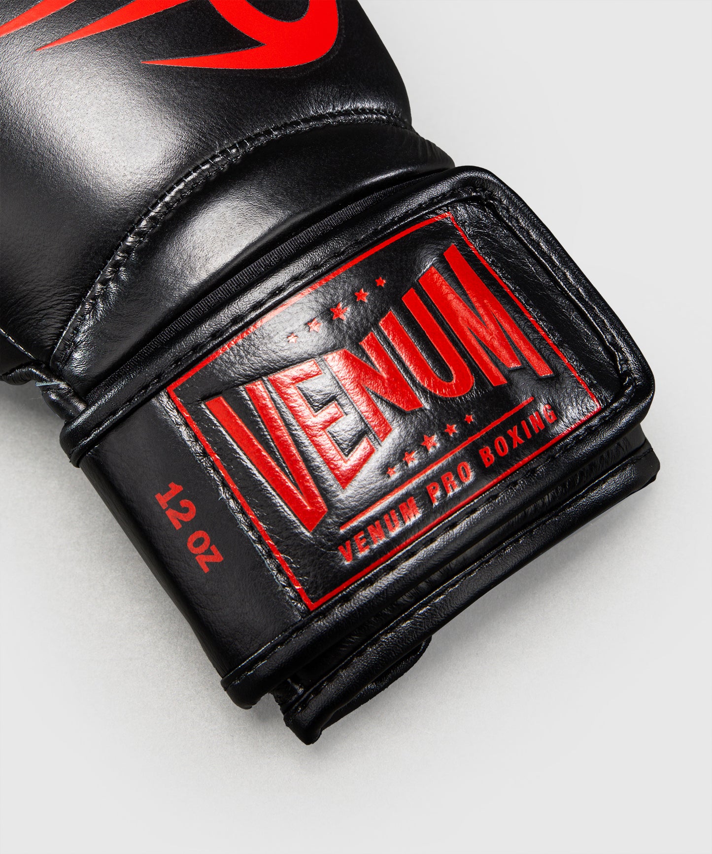 Gants de boxe Venum Giant 2.0 Mike Tyson Pro – Noir/Rouge
