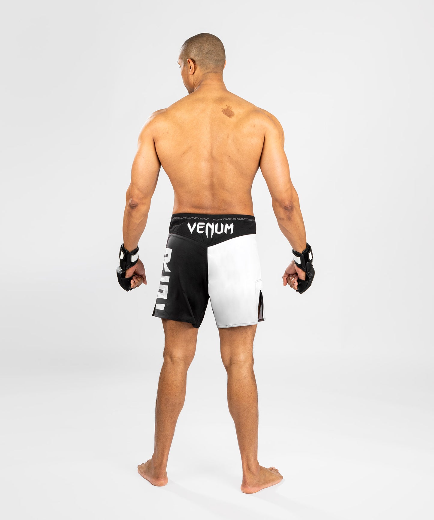 Venum x Ares Short De Combate - Blanco
