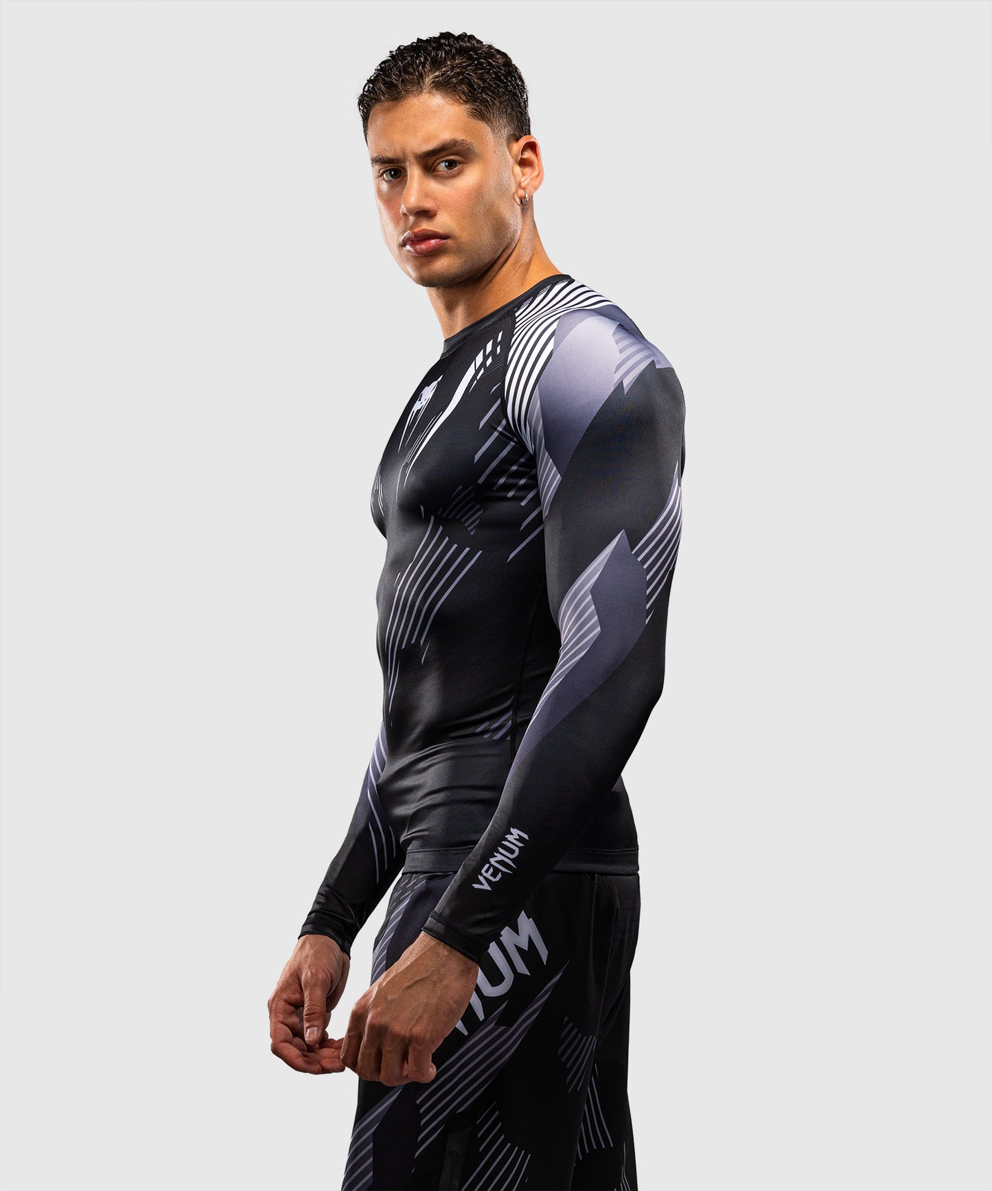 Venum No-Gi 6.0 Rashguard Manga Larga - Negro/Blanco