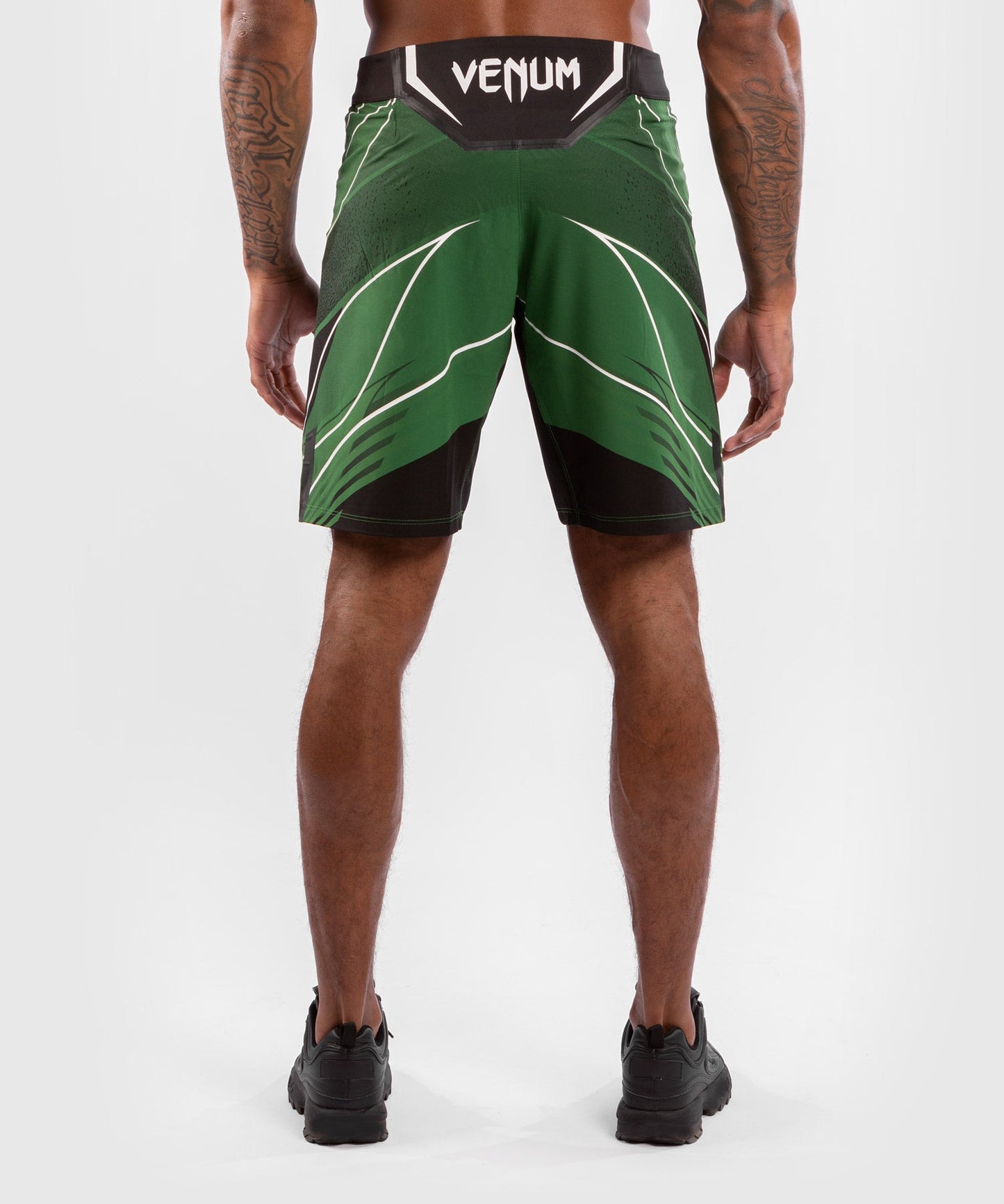 UFC Herren Fightshorts Venum Authentic Fight Night - Long Cut - Grün