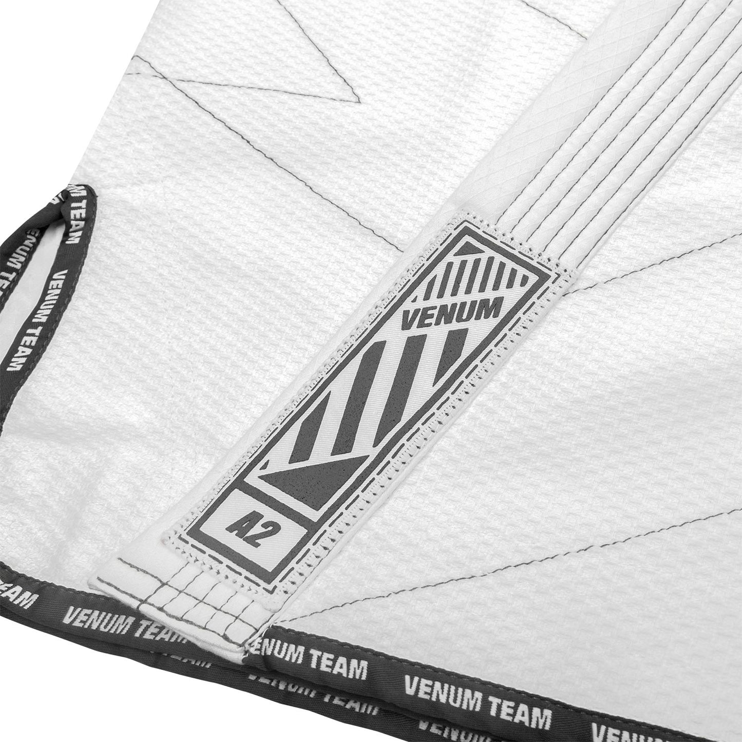 Venum Classic 2.0 JJB Kimono - Weiß