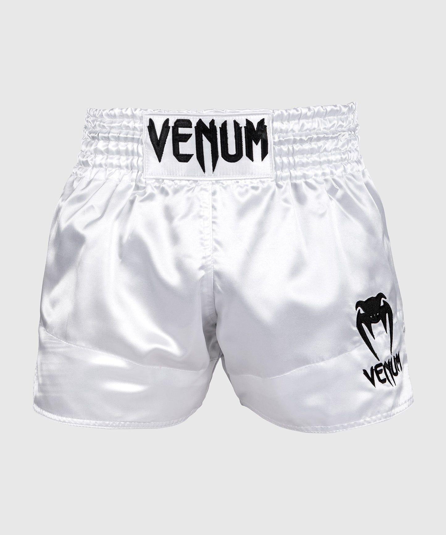 Venum Classic Muay Thai Shorts - Weiß/Schwarz