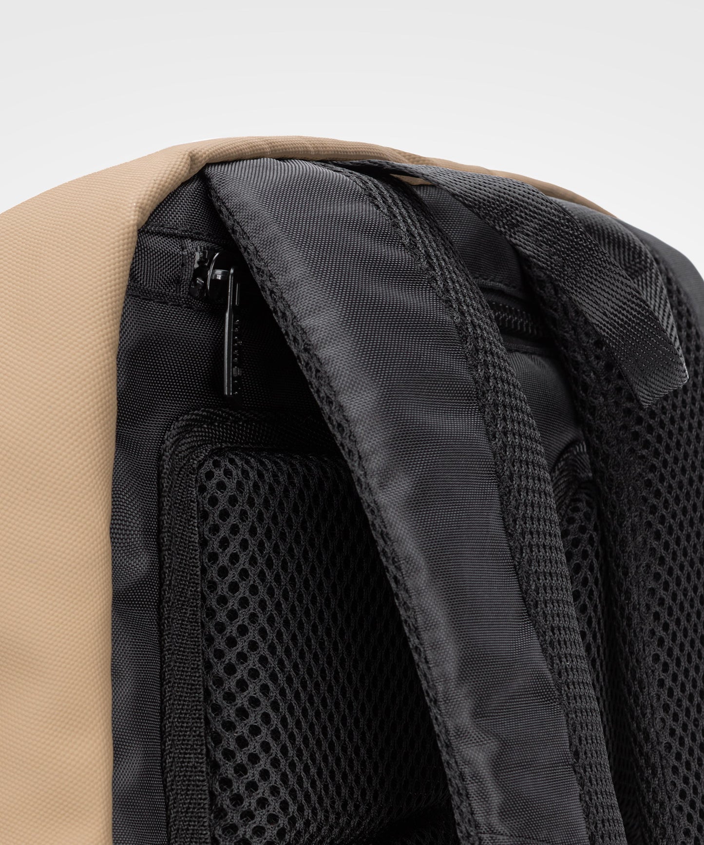 Venum Evo 2 Mochila (20-25L) – Negro/Arena